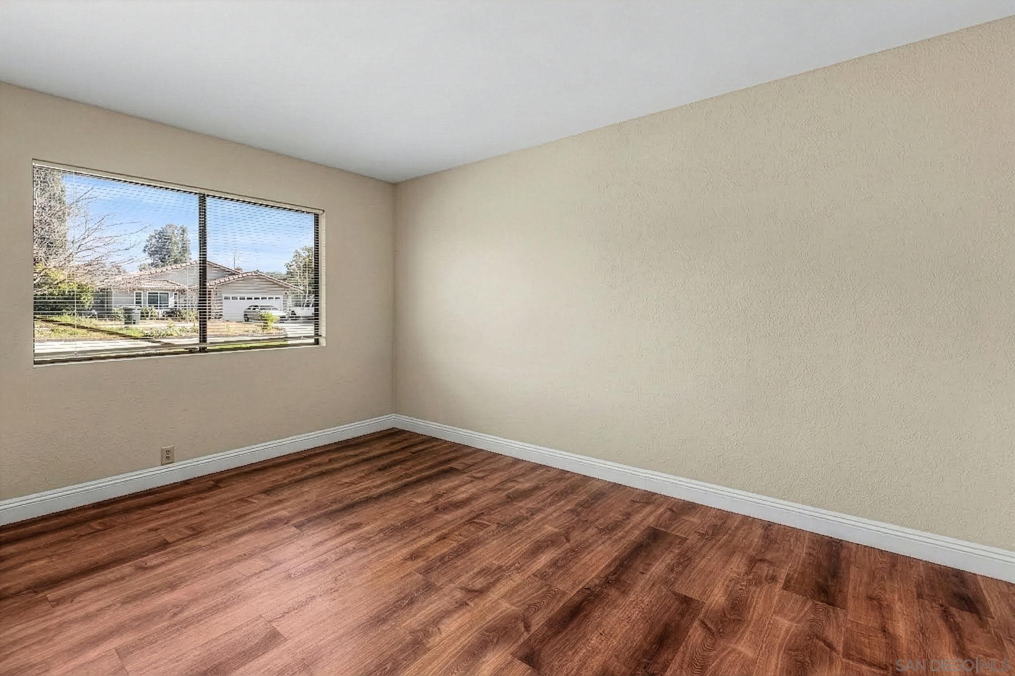 Detail Gallery Image 15 of 52 For 16328  Bassett Ct, Ramona,  CA 92065 - 4 Beds | 2 Baths