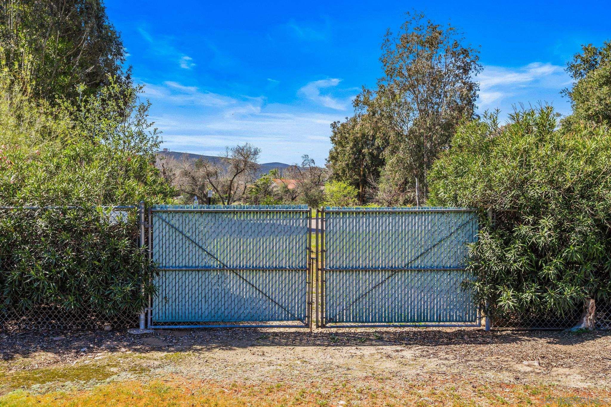 Detail Gallery Image 28 of 52 For 16328  Bassett Ct, Ramona,  CA 92065 - 4 Beds | 2 Baths