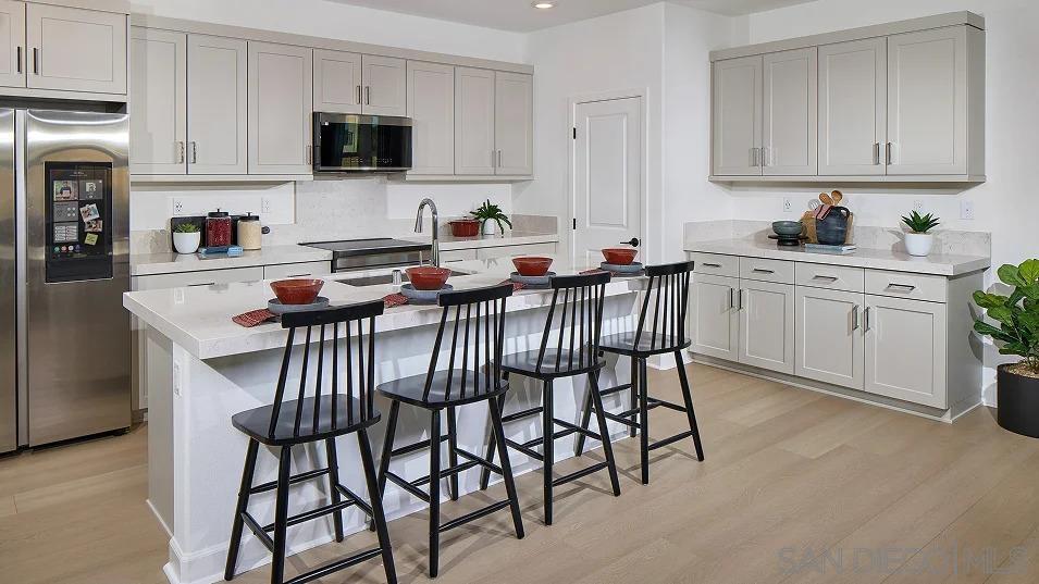 Detail Gallery Image 2 of 18 For 2214  Mountain Laurel Road, San Marcos,  CA 92078 - 4 Beds | 3/1 Baths