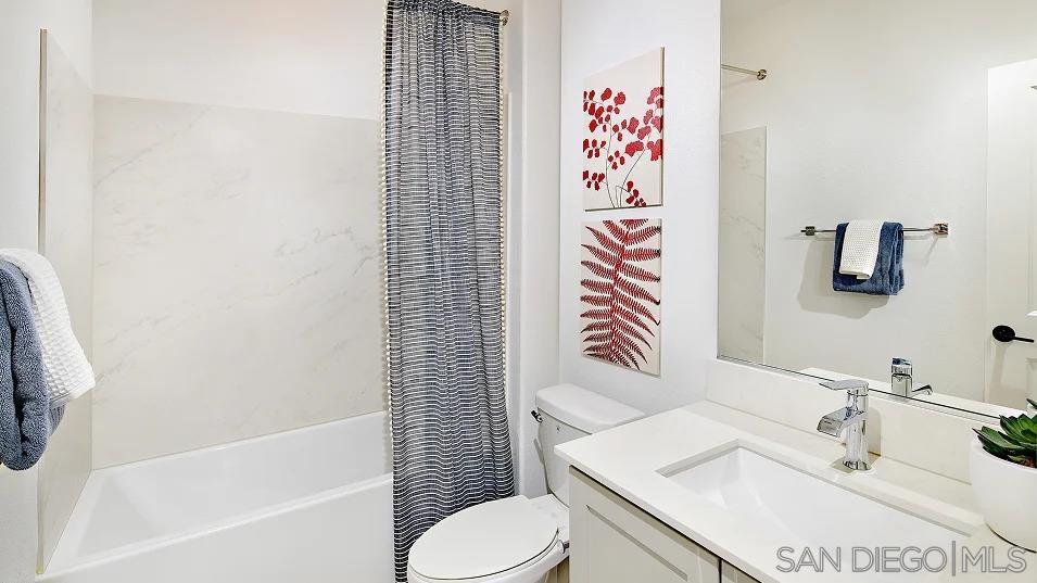 Detail Gallery Image 9 of 18 For 2214  Mountain Laurel Road, San Marcos,  CA 92078 - 4 Beds | 3/1 Baths