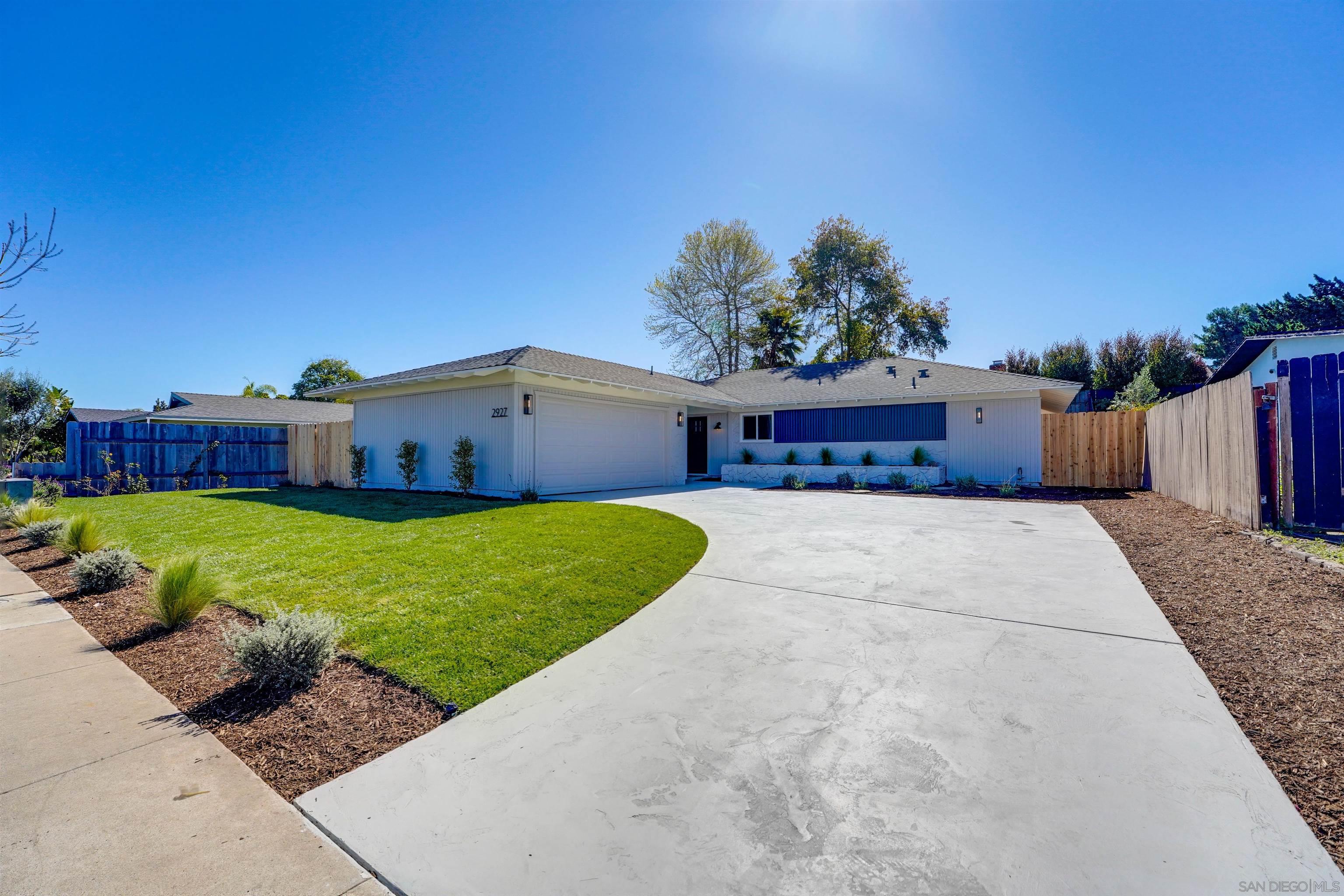 Detail Gallery Image 2 of 74 For 2927  Governor Dr, San Diego,  CA 92122 - 4 Beds | 2 Baths