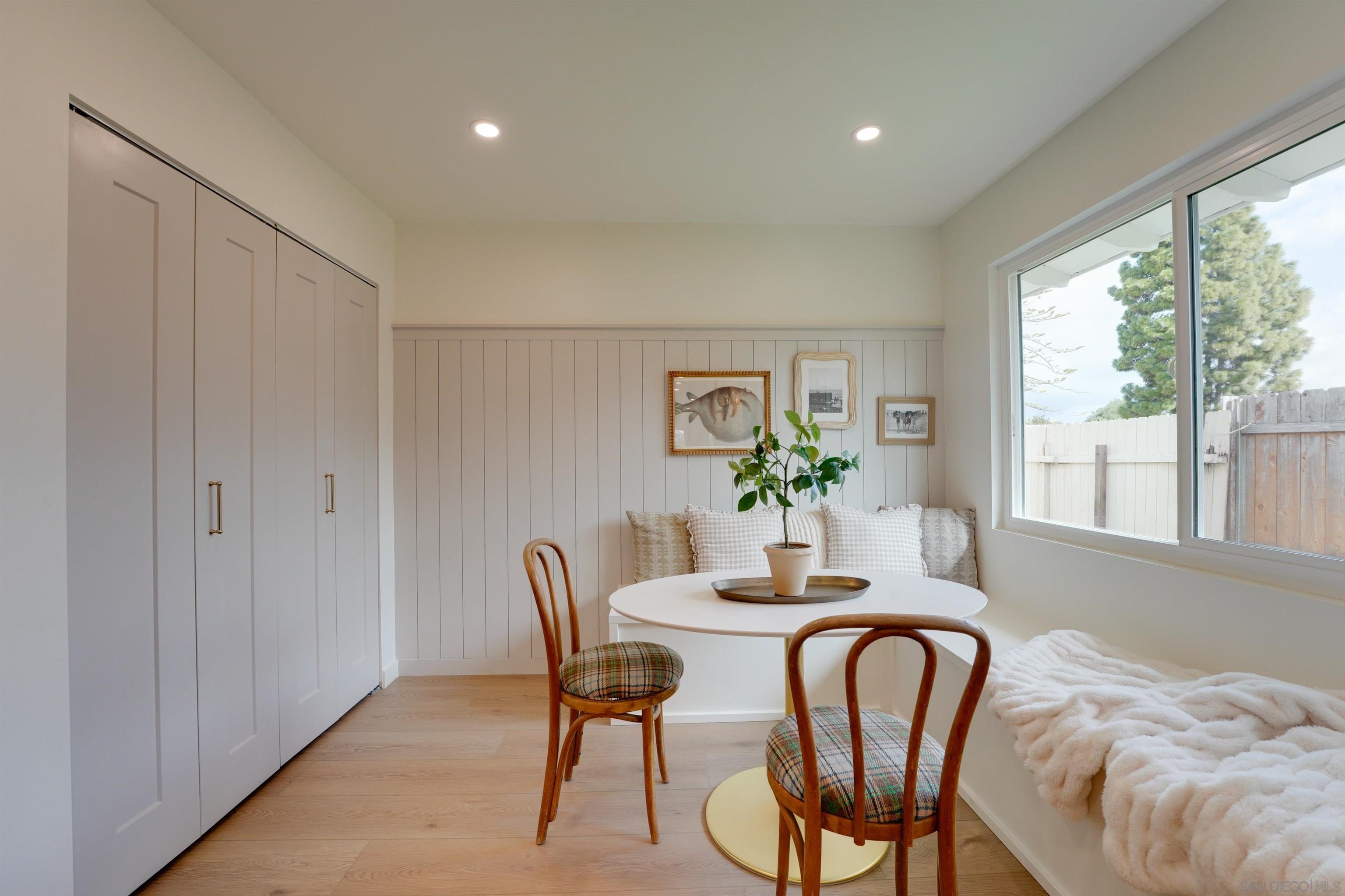 Detail Gallery Image 16 of 74 For 2927  Governor Dr, San Diego,  CA 92122 - 4 Beds | 2 Baths