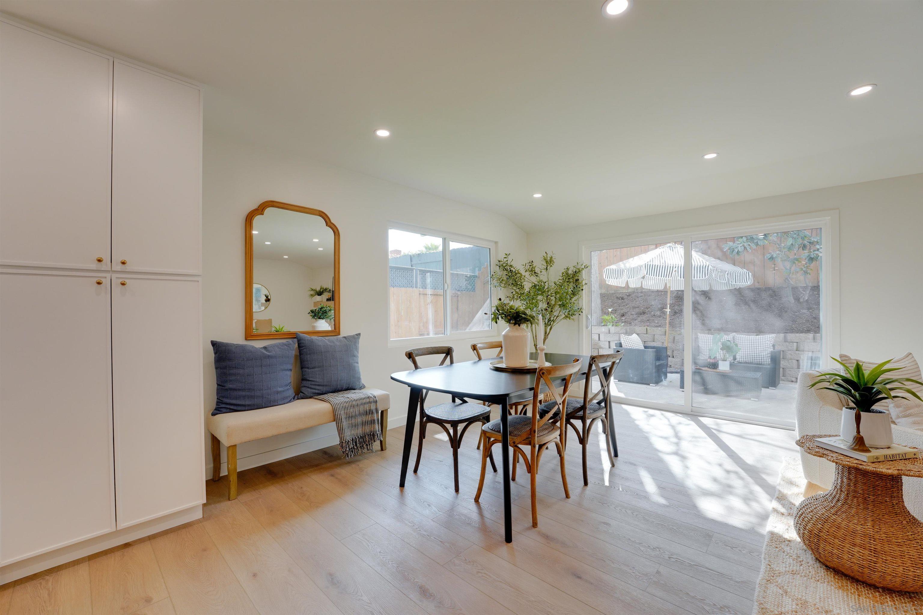 Detail Gallery Image 26 of 74 For 2927  Governor Dr, San Diego,  CA 92122 - 4 Beds | 2 Baths