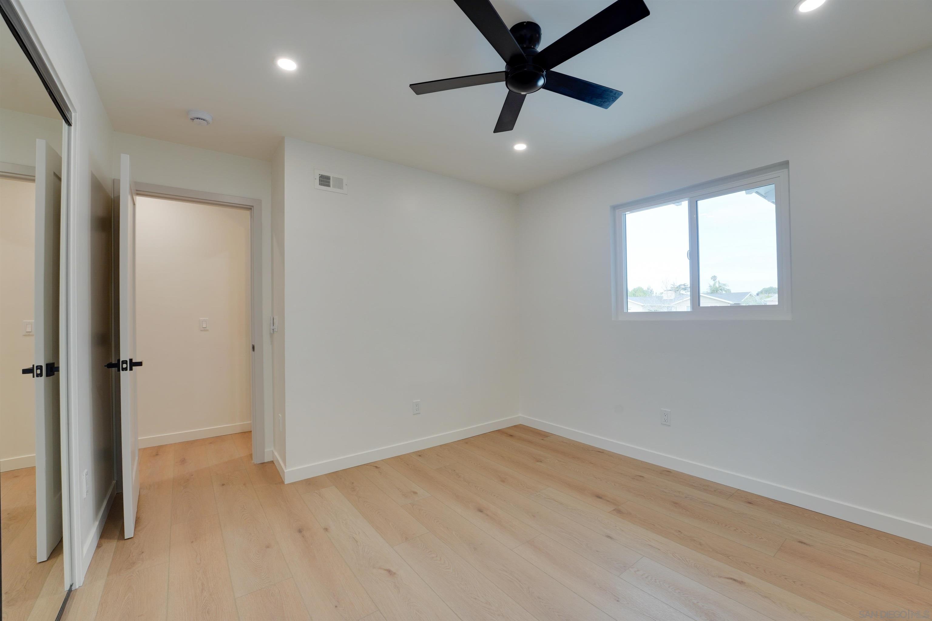 Detail Gallery Image 45 of 74 For 2927  Governor Dr, San Diego,  CA 92122 - 4 Beds | 2 Baths