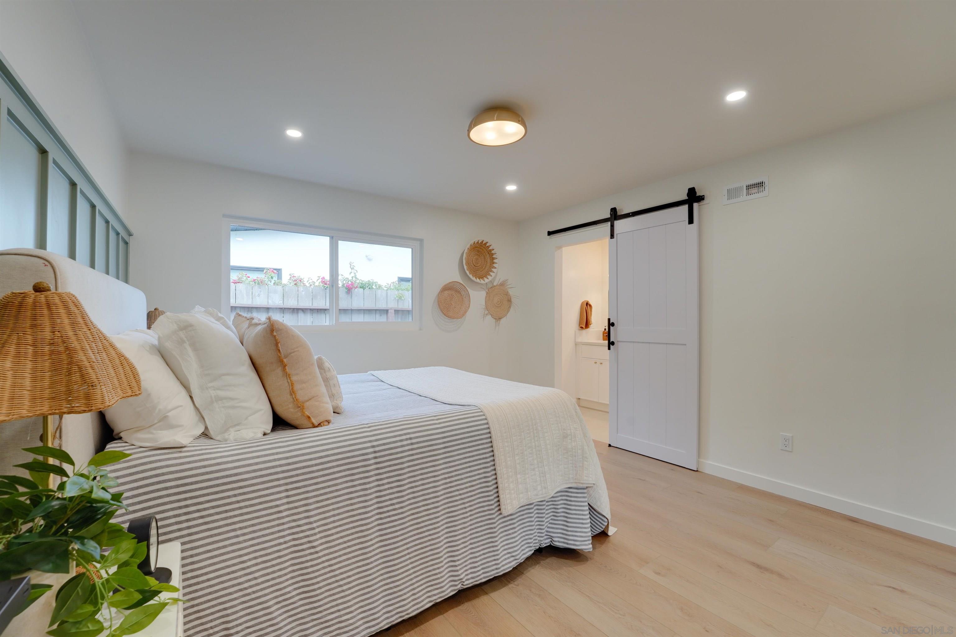 Detail Gallery Image 51 of 74 For 2927  Governor Dr, San Diego,  CA 92122 - 4 Beds | 2 Baths