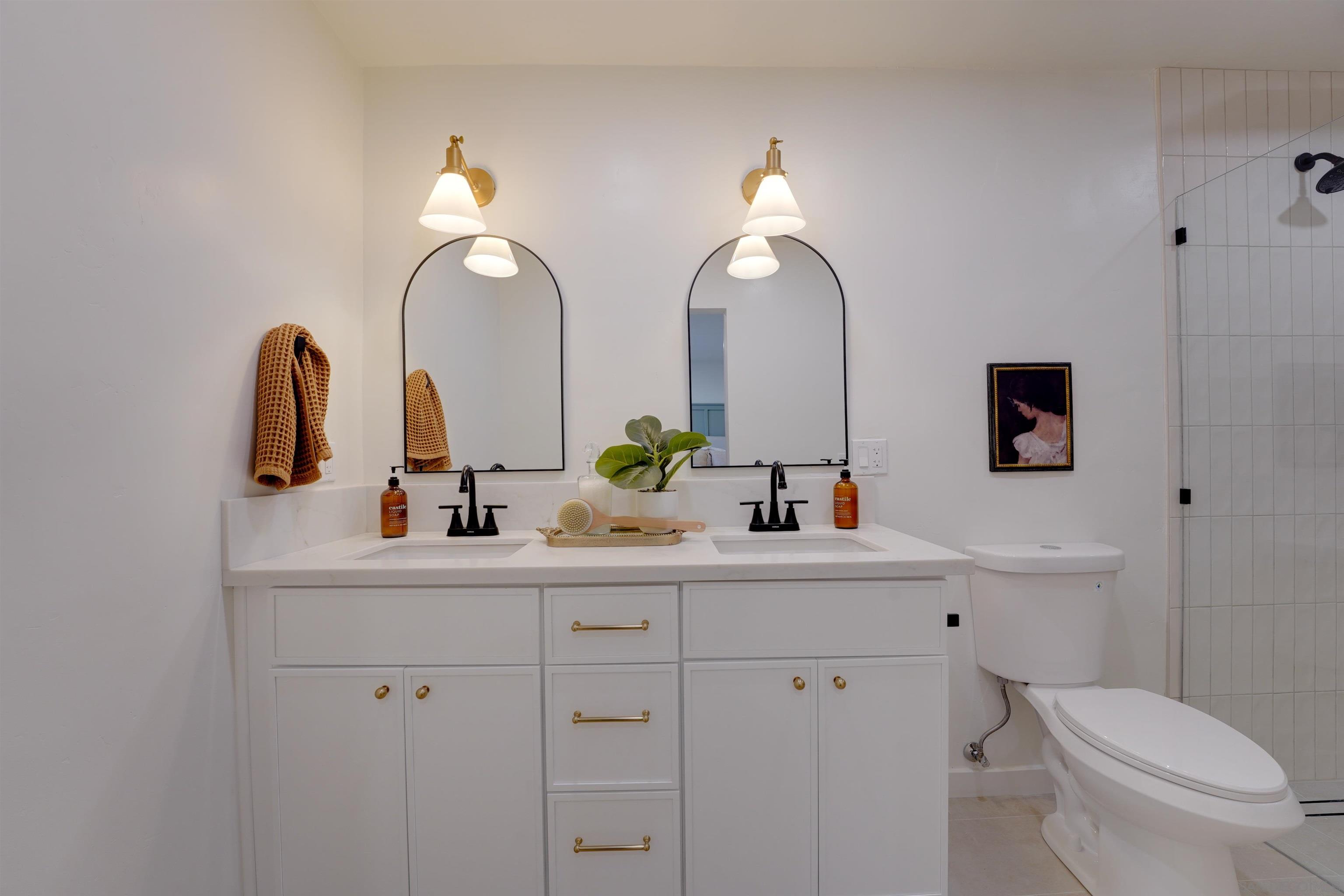 Detail Gallery Image 55 of 74 For 2927  Governor Dr, San Diego,  CA 92122 - 4 Beds | 2 Baths