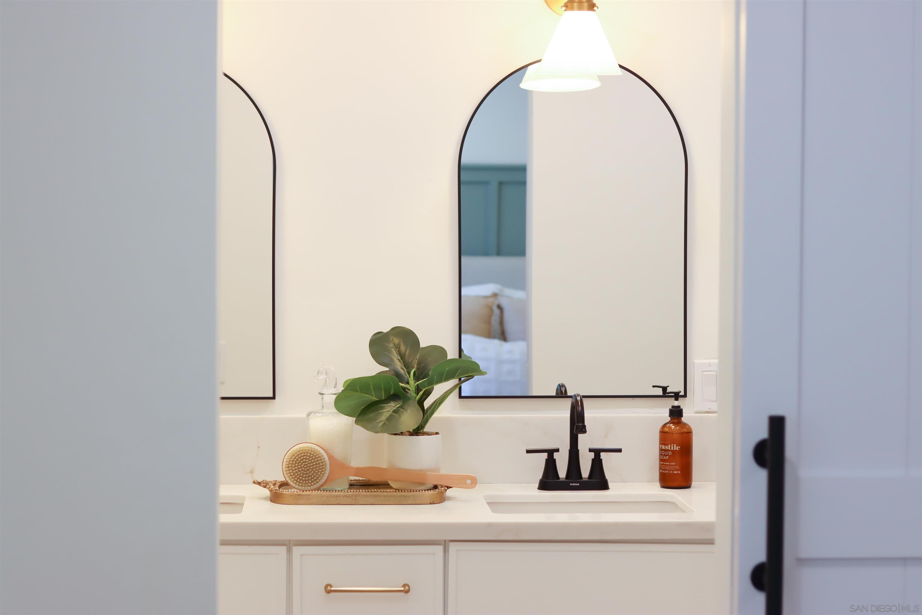 Detail Gallery Image 61 of 74 For 2927  Governor Dr, San Diego,  CA 92122 - 4 Beds | 2 Baths