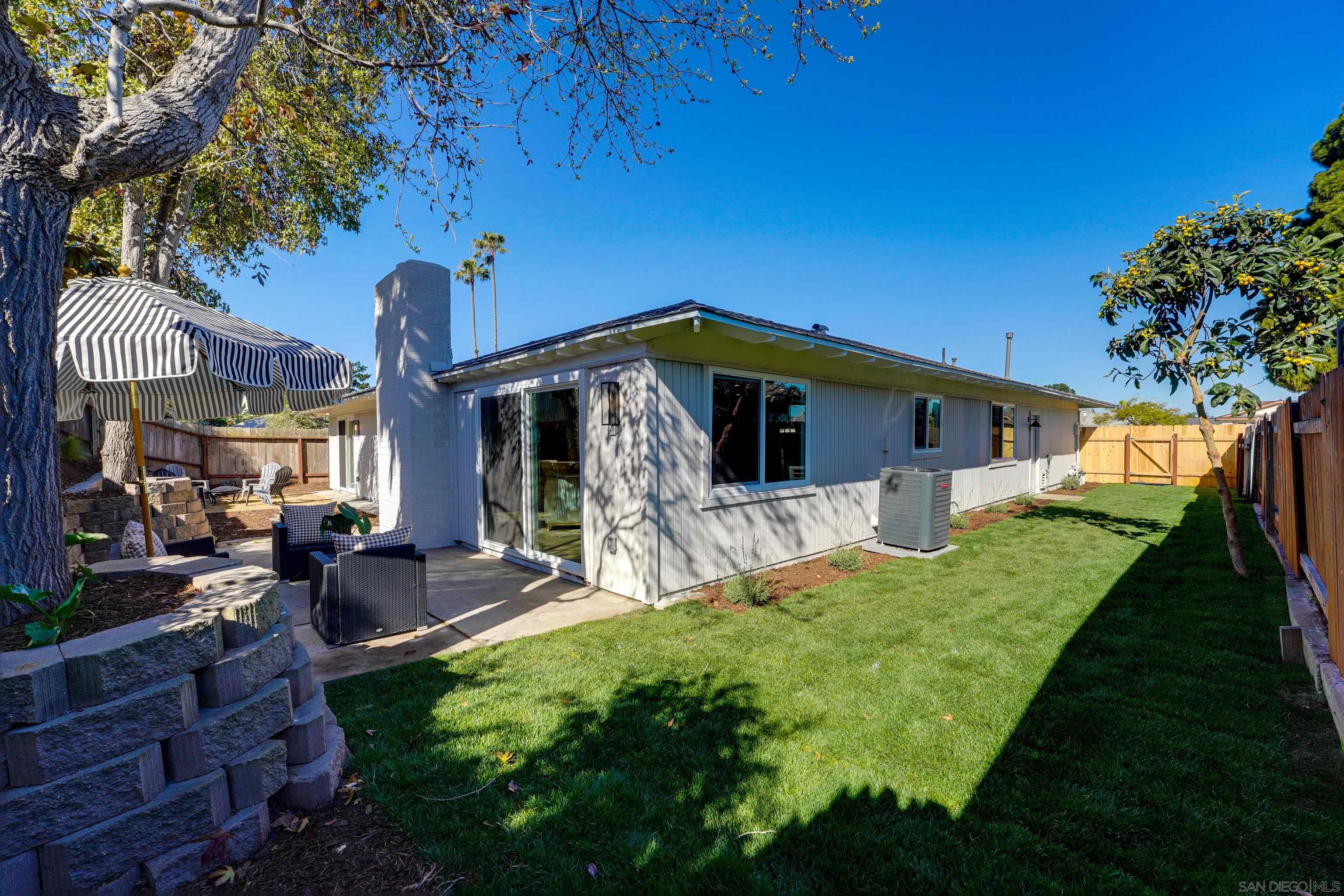 Detail Gallery Image 64 of 74 For 2927  Governor Dr, San Diego,  CA 92122 - 4 Beds | 2 Baths