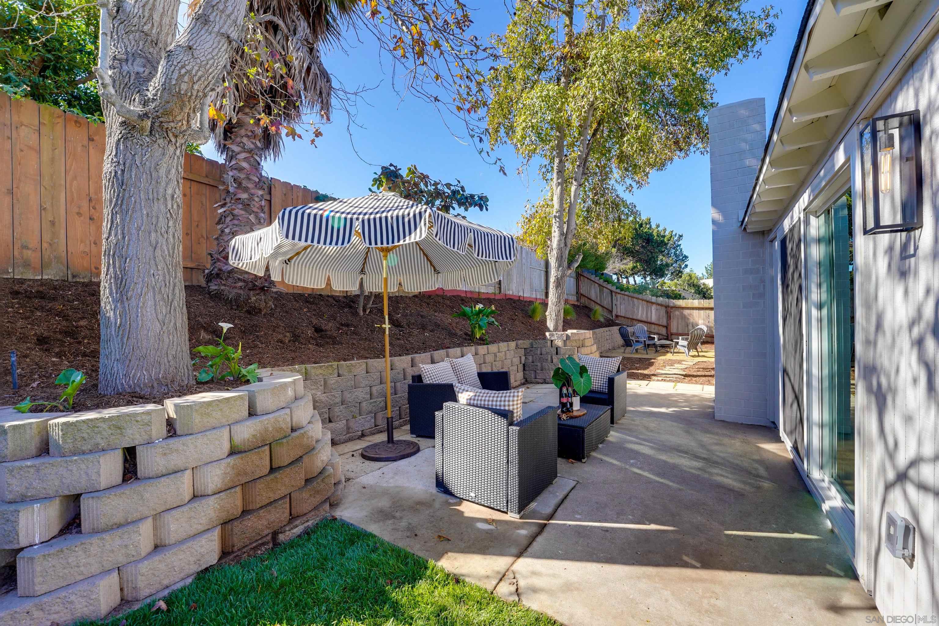 Detail Gallery Image 65 of 74 For 2927  Governor Dr, San Diego,  CA 92122 - 4 Beds | 2 Baths