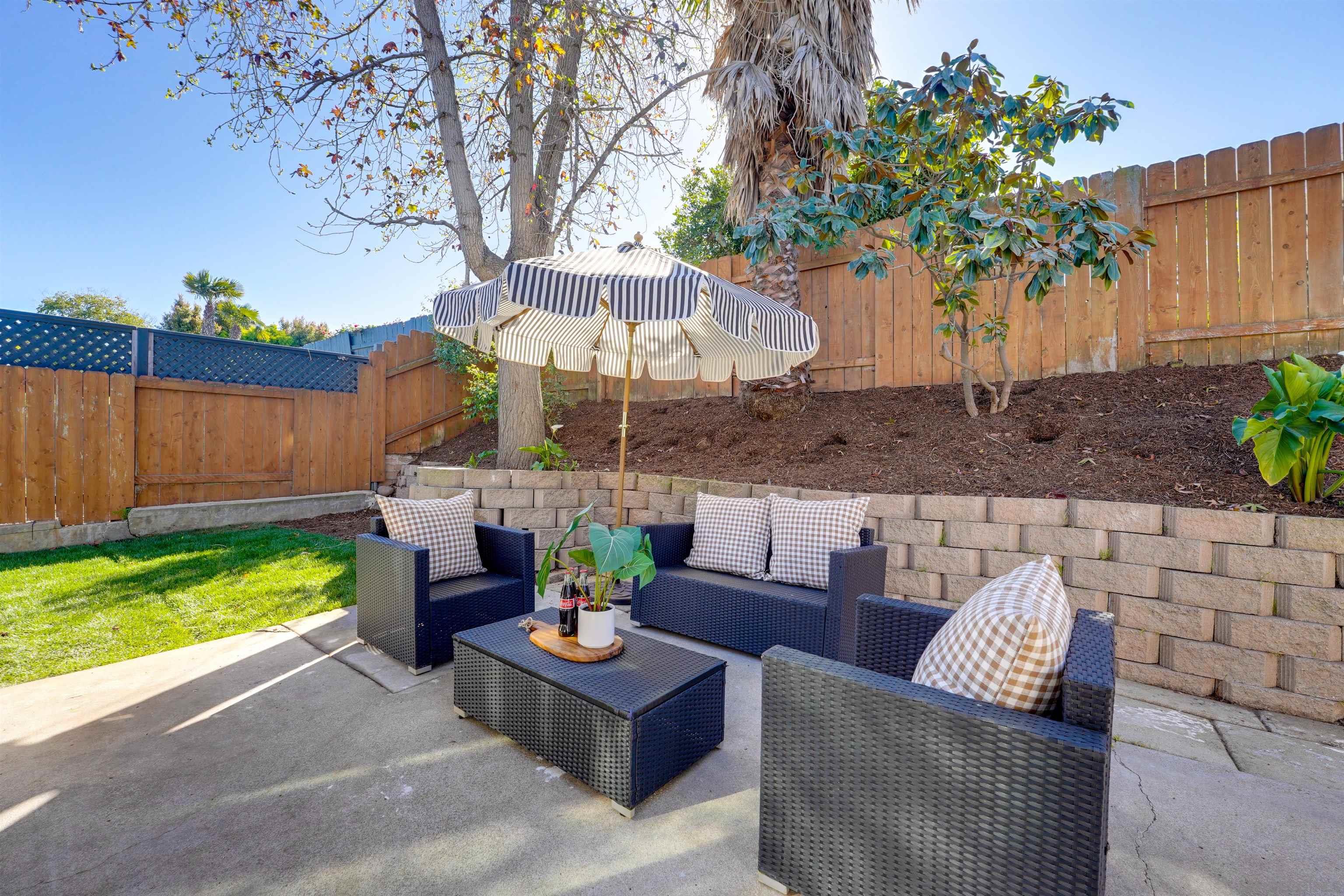 Detail Gallery Image 67 of 74 For 2927  Governor Dr, San Diego,  CA 92122 - 4 Beds | 2 Baths