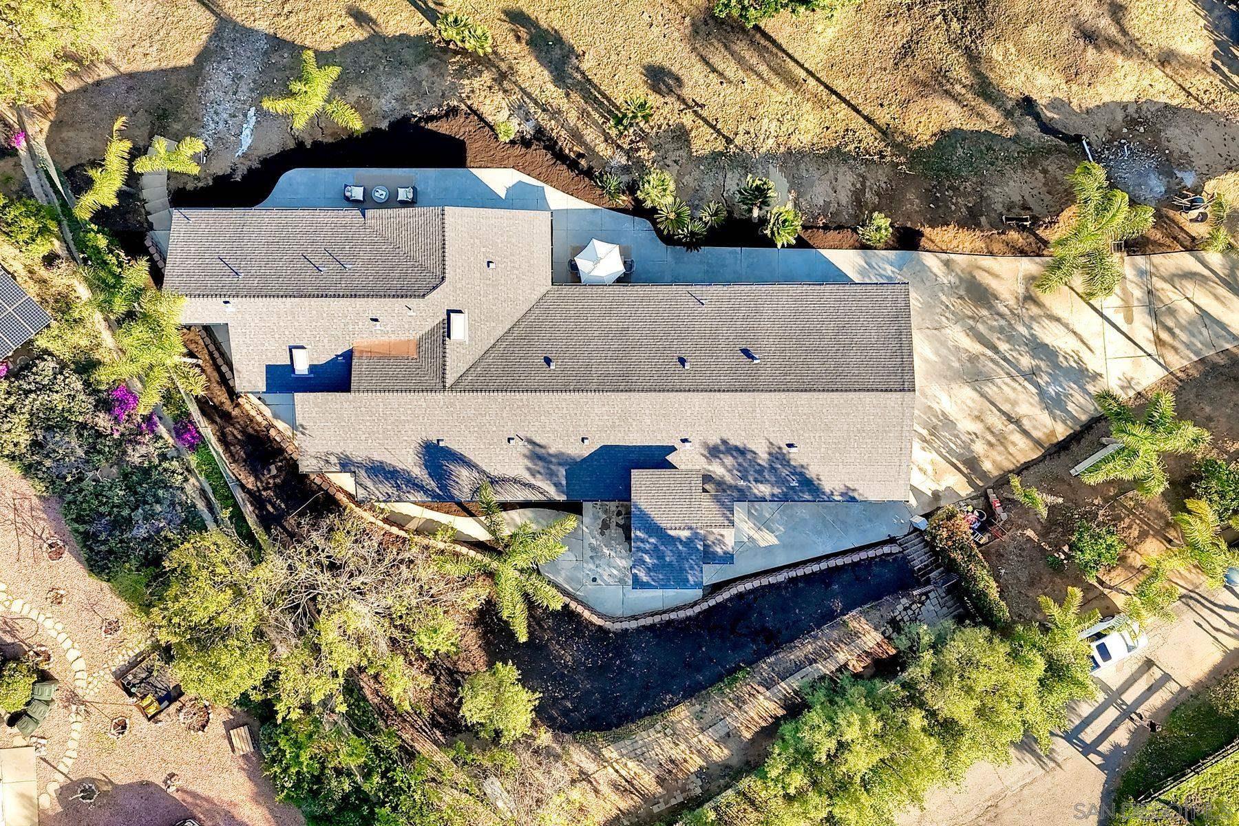 Detail Gallery Image 41 of 54 For 13940  Northcrest Lane, Poway,  CA 92064 - 4 Beds | 4 Baths