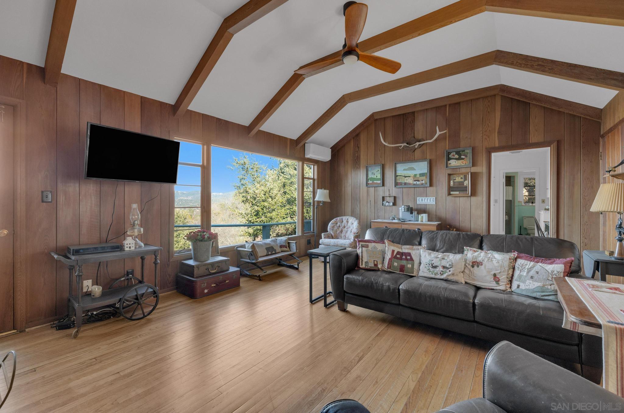 Detail Gallery Image 10 of 68 For 3306  Oak Grove, Julian,  CA 92036 - 2 Beds | 2 Baths