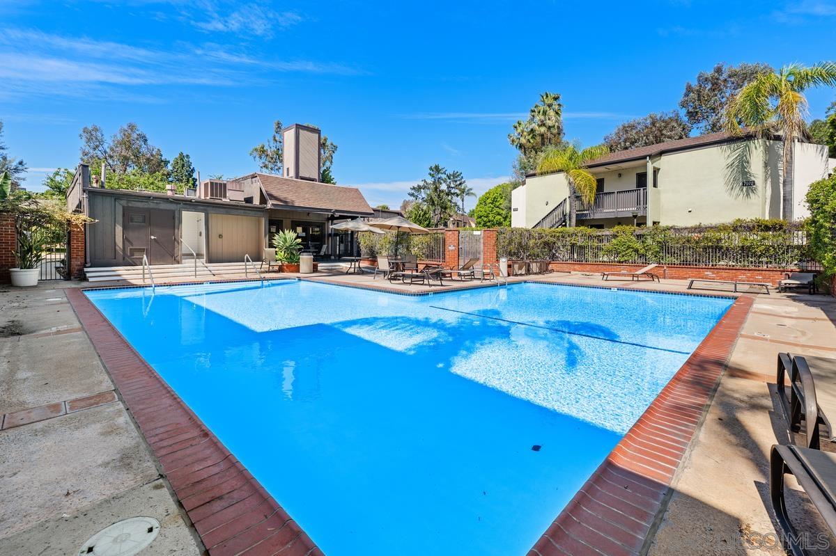 Front Image Thumbnail for SD260005675