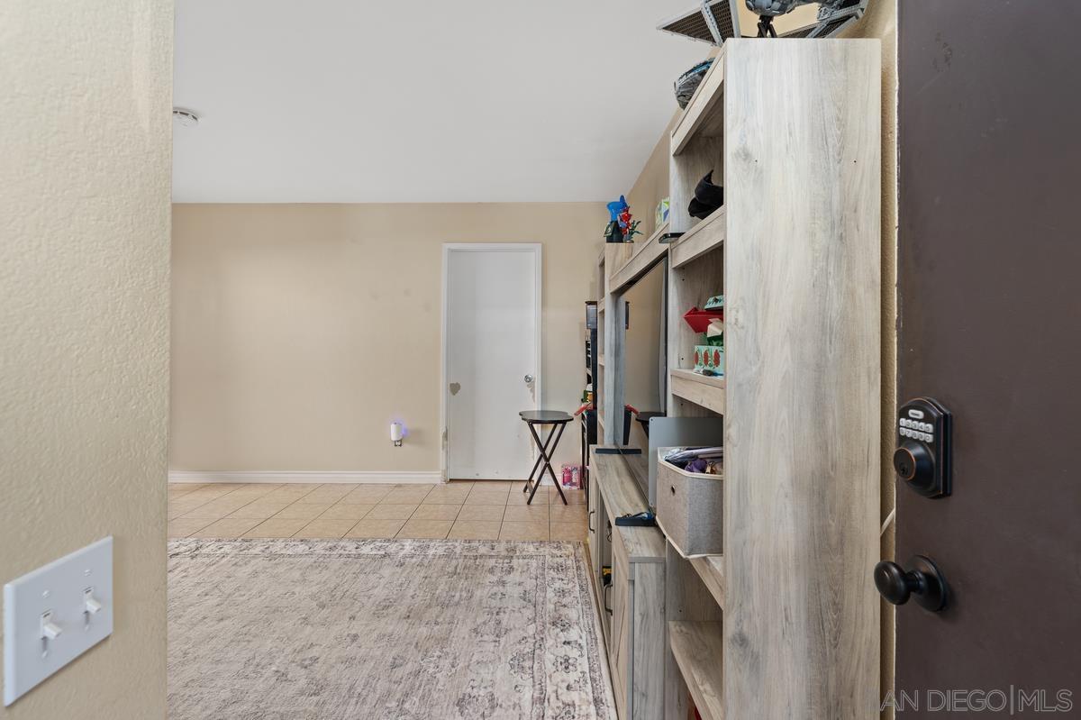 Detail Gallery Image 5 of 16 For 7984  Mission Center Court  a,  San Diego,  CA 92108 - 1 Beds | 1 Baths