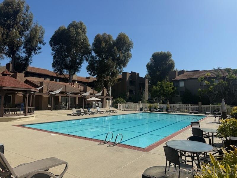 Detail Gallery Image 7 of 7 For 10325  Caminito Cuervo  #204,  San Diego,  CA 92108 - 1 Beds | 1/1 Baths