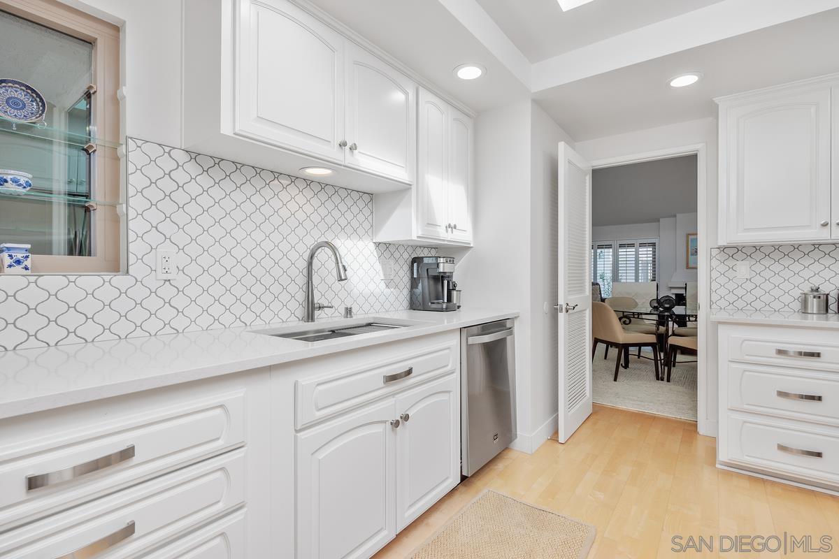 Detail Gallery Image 4 of 21 For 16073  Vista De Golf, Rancho Santa Fe,  CA 92091 - 3 Beds | 2 Baths