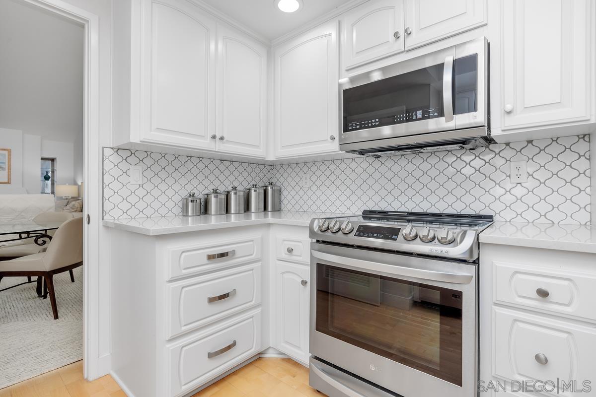 Detail Gallery Image 5 of 21 For 16073  Vista De Golf, Rancho Santa Fe,  CA 92091 - 3 Beds | 2 Baths