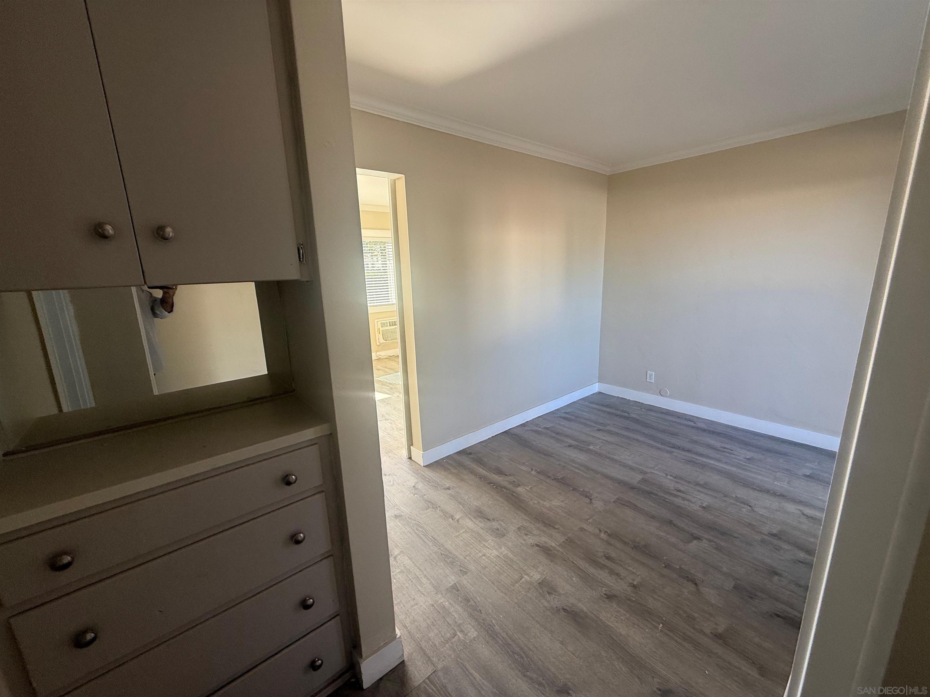 Detail Gallery Image 13 of 30 For 279 S Mollison Ave, El Cajon,  CA 92020 - 1 Beds | 1 Baths