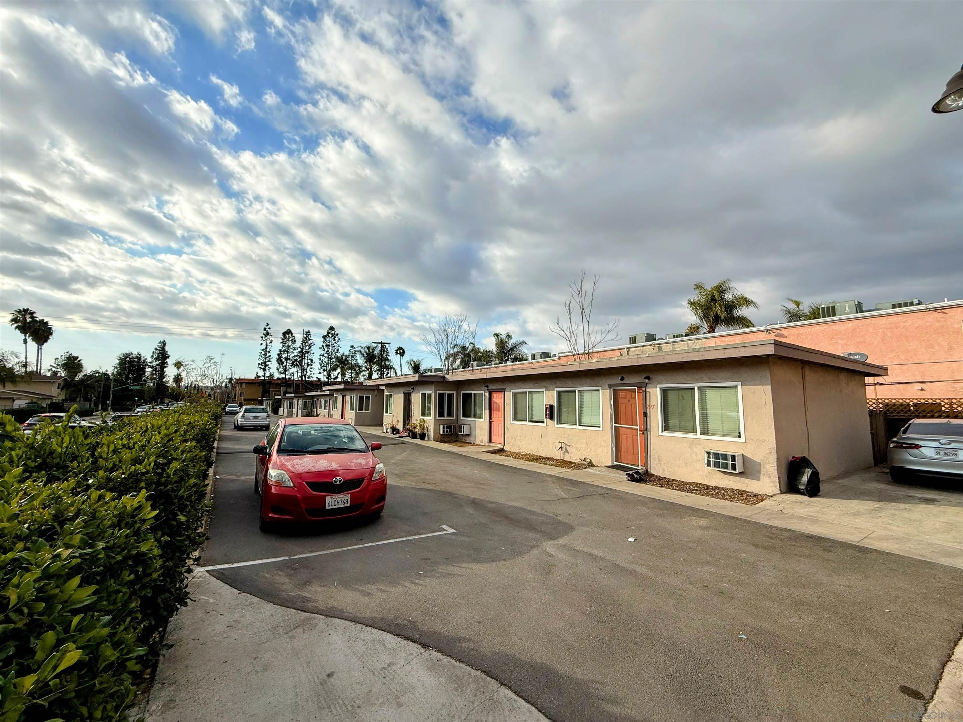 Detail Gallery Image 22 of 30 For 279 S Mollison Ave, El Cajon,  CA 92020 - 1 Beds | 1 Baths