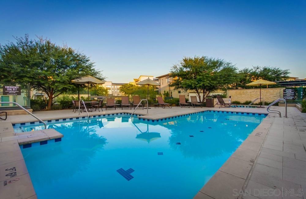 Detail Gallery Image 43 of 63 For 16750  Coyote Bush Drive  #36,  San Diego,  CA 92127 - 3 Beds | 2/1 Baths