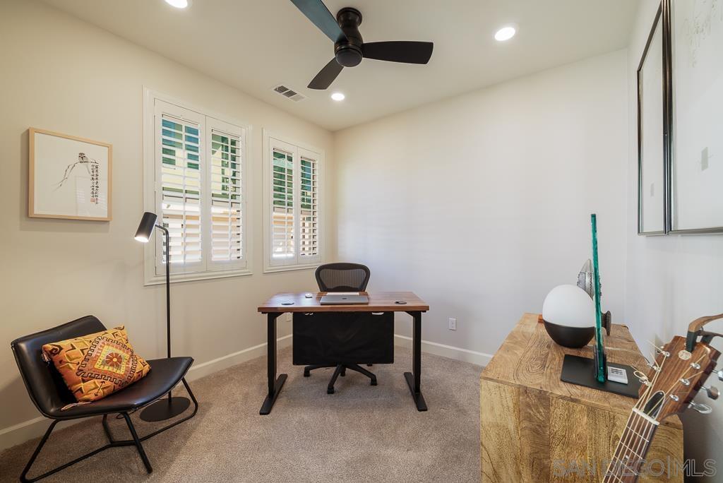 Detail Gallery Image 7 of 63 For 16750  Coyote Bush Drive  #36,  San Diego,  CA 92127 - 3 Beds | 2/1 Baths