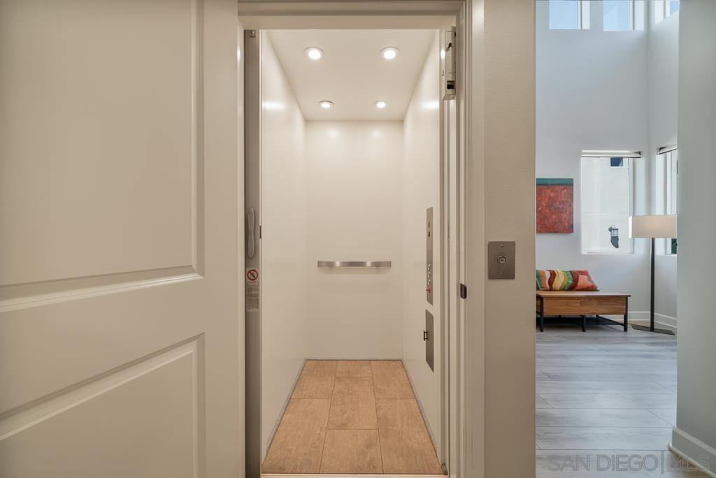 Detail Gallery Image 10 of 63 For 16750  Coyote Bush Drive  #36,  San Diego,  CA 92127 - 3 Beds | 2/1 Baths