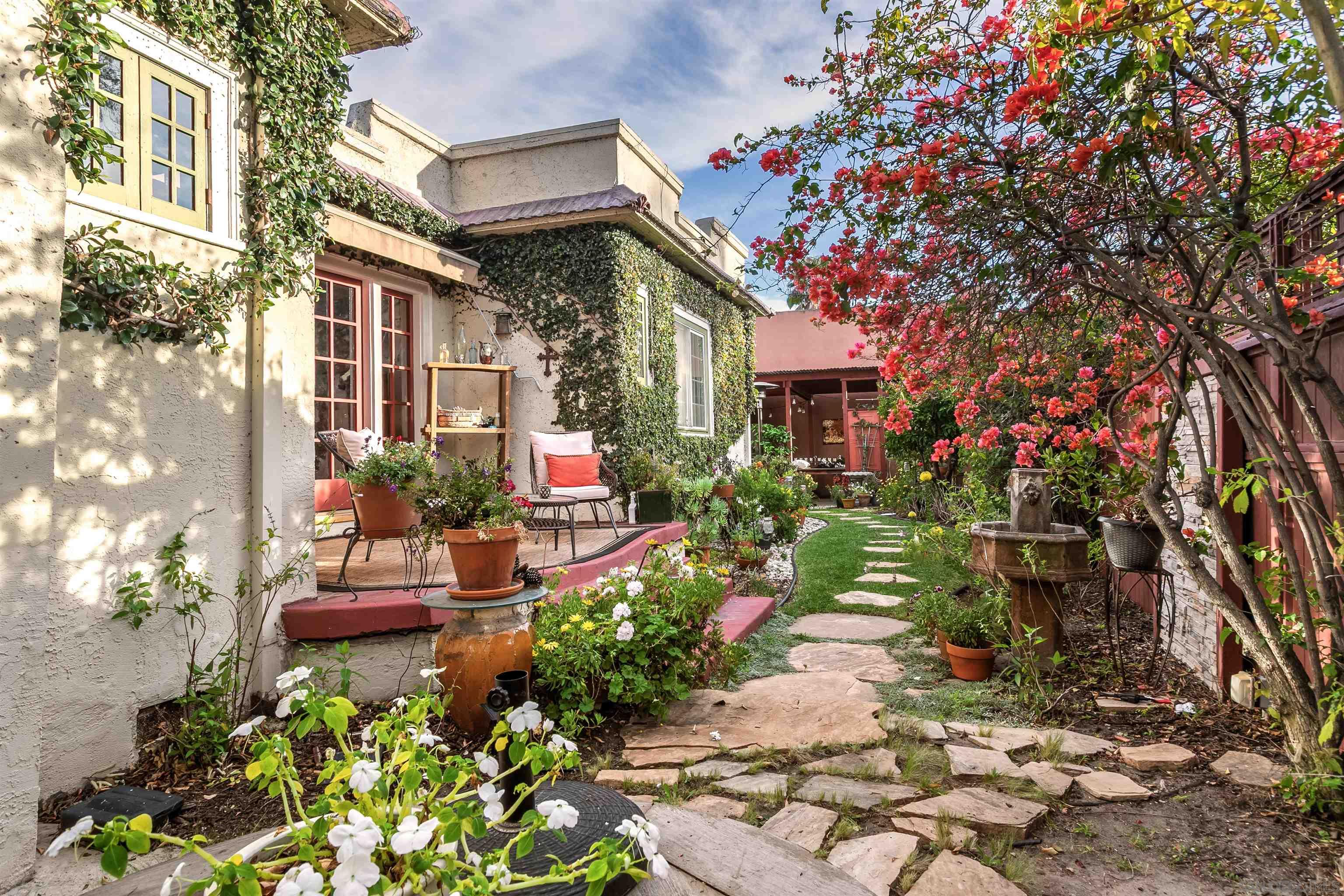 Detail Gallery Image 7 of 30 For 3001  Kalmia, San Diego,  CA 92104 - 3 Beds | 1/1 Baths