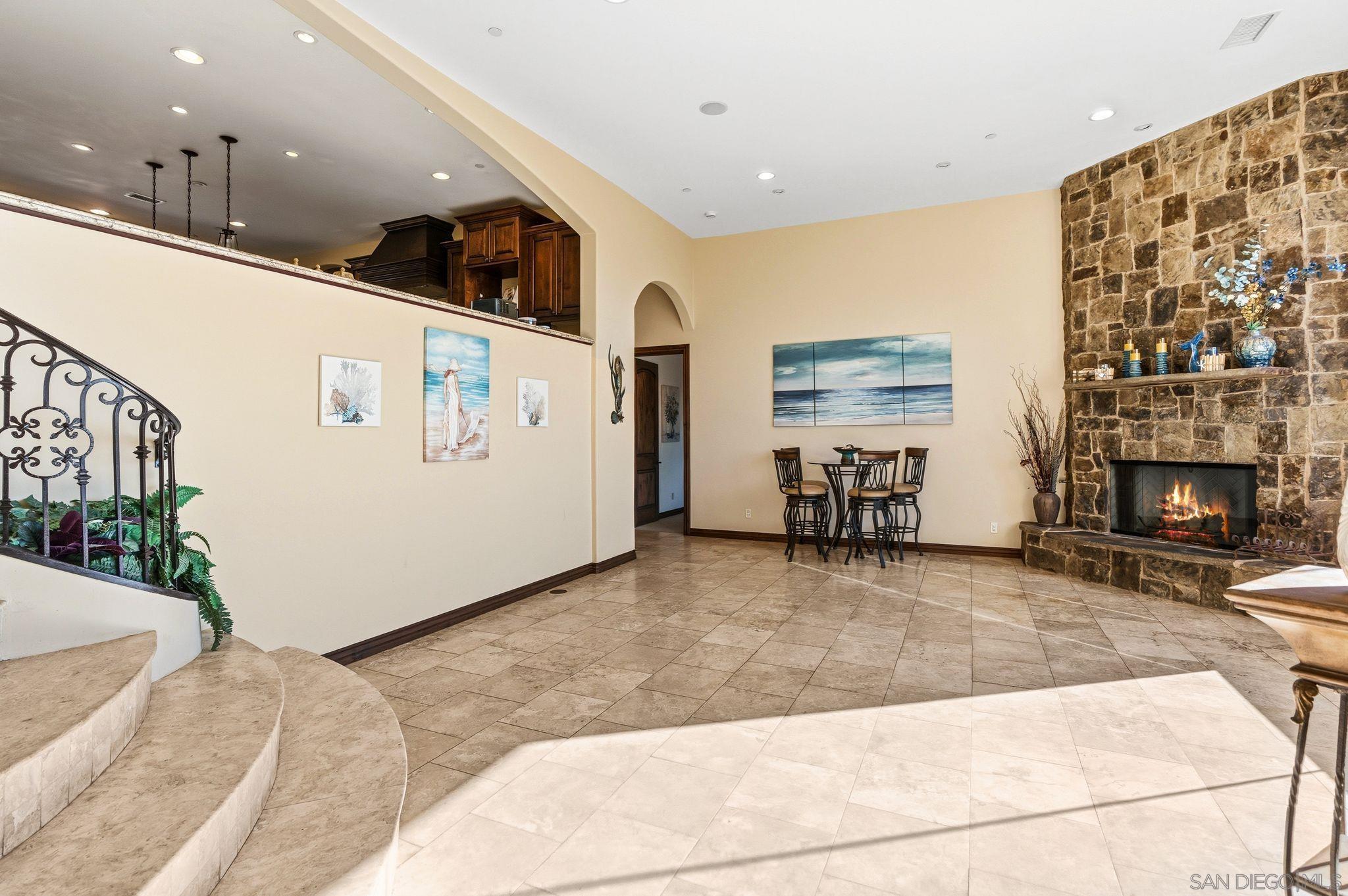 Detail Gallery Image 14 of 75 For 19491  Deerhorn Valley, Jamul,  CA 91935 - 3 Beds | 3/1 Baths