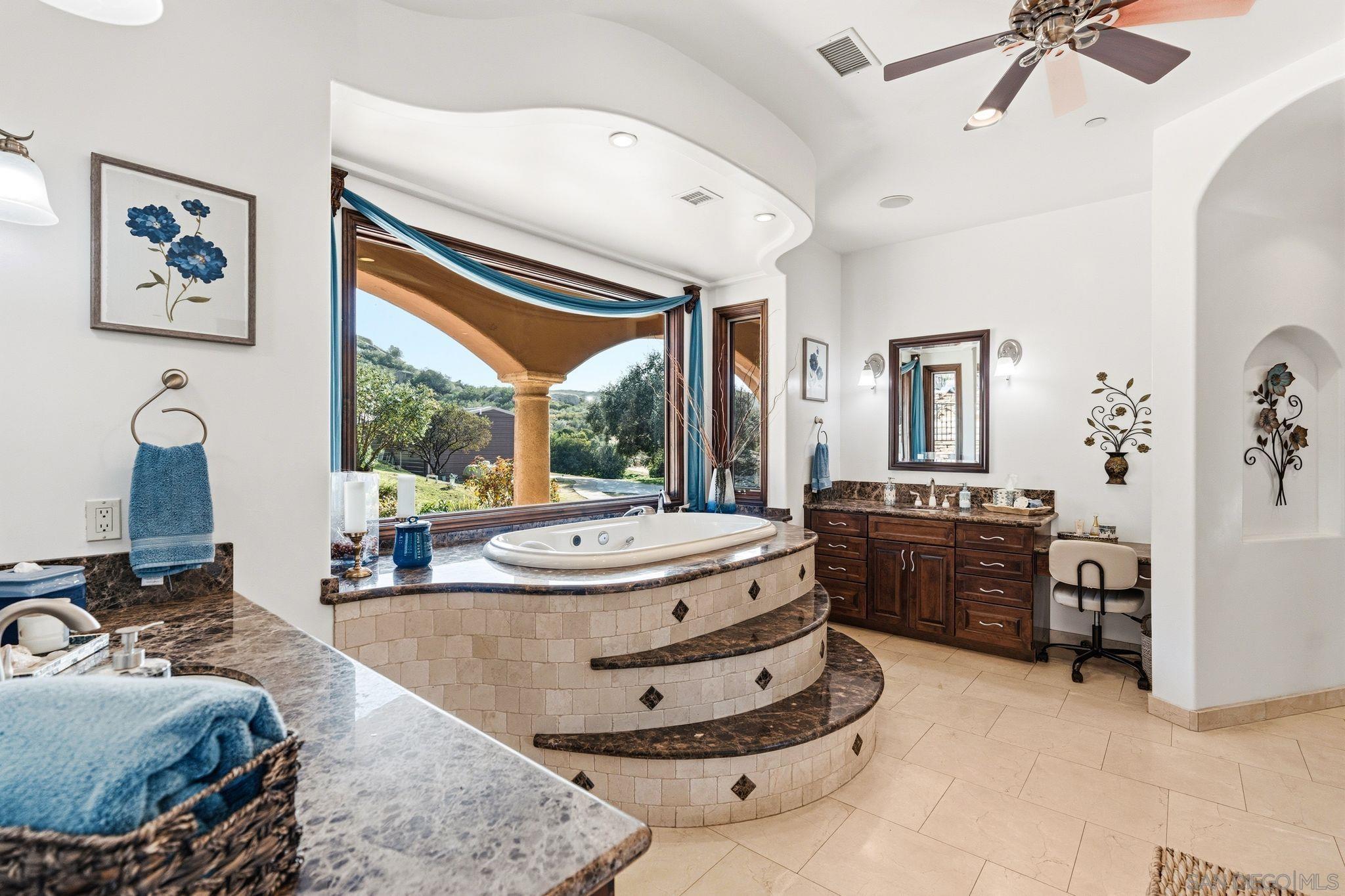 Detail Gallery Image 23 of 75 For 19491  Deerhorn Valley, Jamul,  CA 91935 - 3 Beds | 3/1 Baths