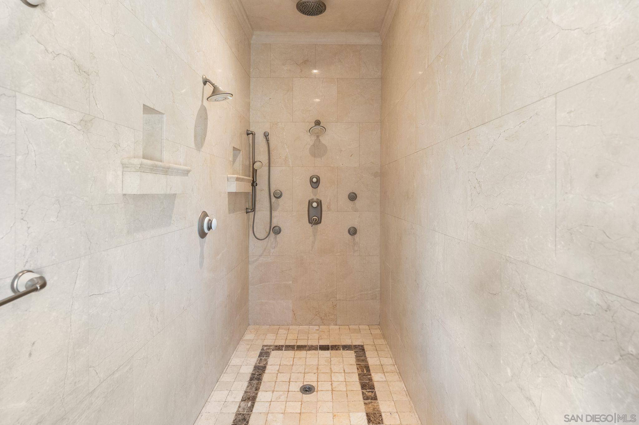 Detail Gallery Image 25 of 75 For 19491  Deerhorn Valley, Jamul,  CA 91935 - 3 Beds | 3/1 Baths