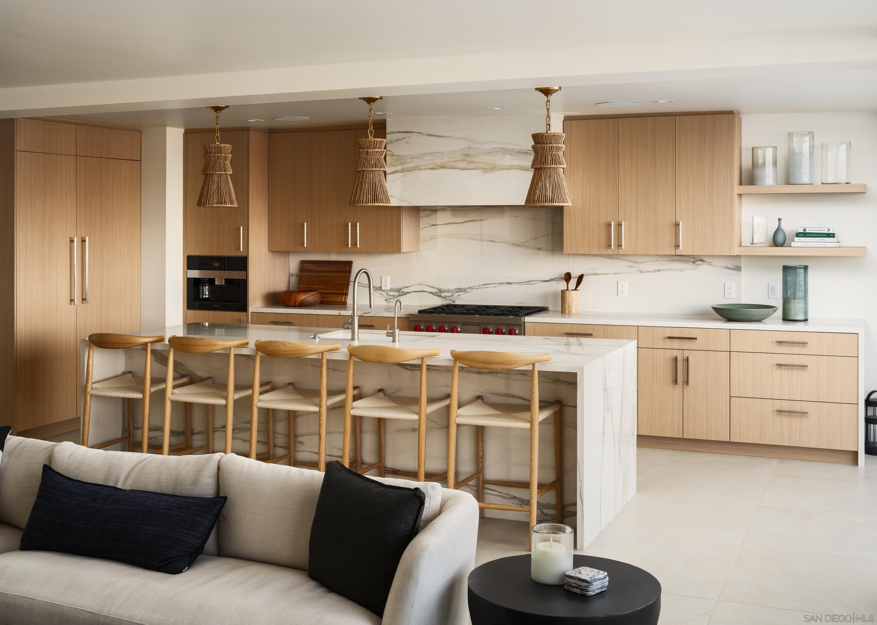 Detail Gallery Image 16 of 72 For 2841  Bayside Walk, San Diego,  CA 92109 - 4 Beds | 4 Baths