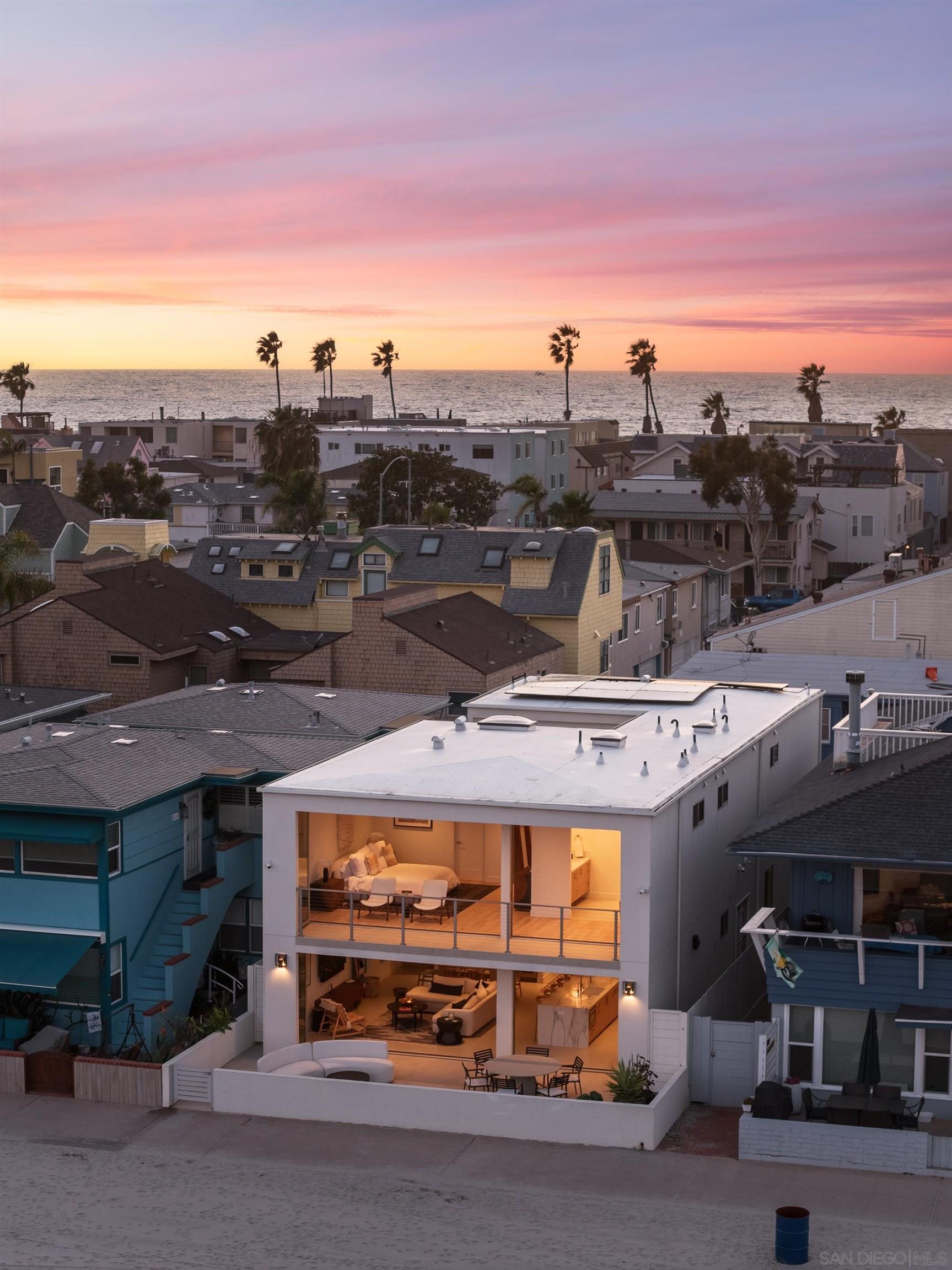 Detail Gallery Image 7 of 72 For 2841  Bayside Walk, San Diego,  CA 92109 - 4 Beds | 4 Baths