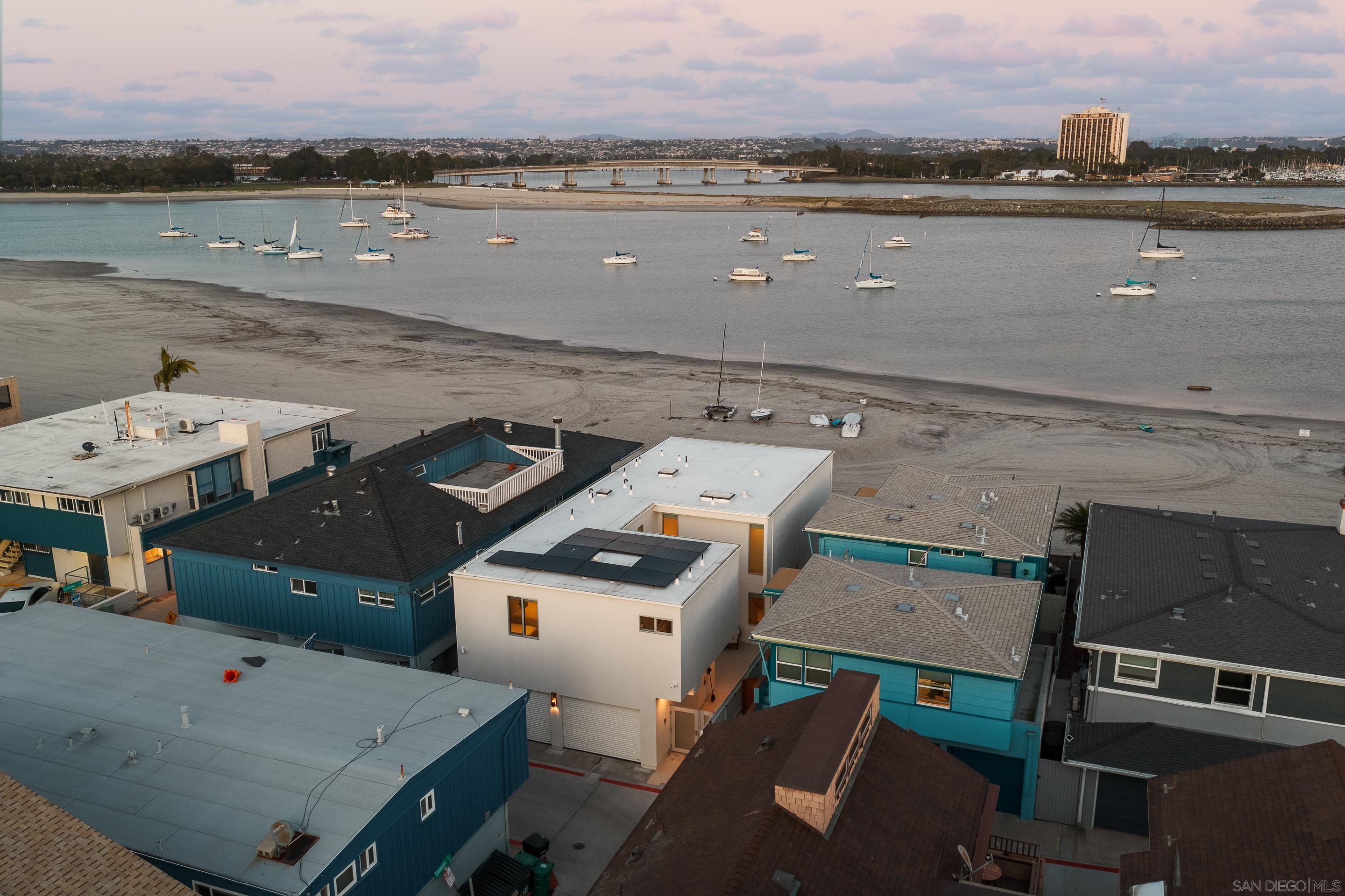 Detail Gallery Image 72 of 72 For 2841  Bayside Walk, San Diego,  CA 92109 - 4 Beds | 4 Baths