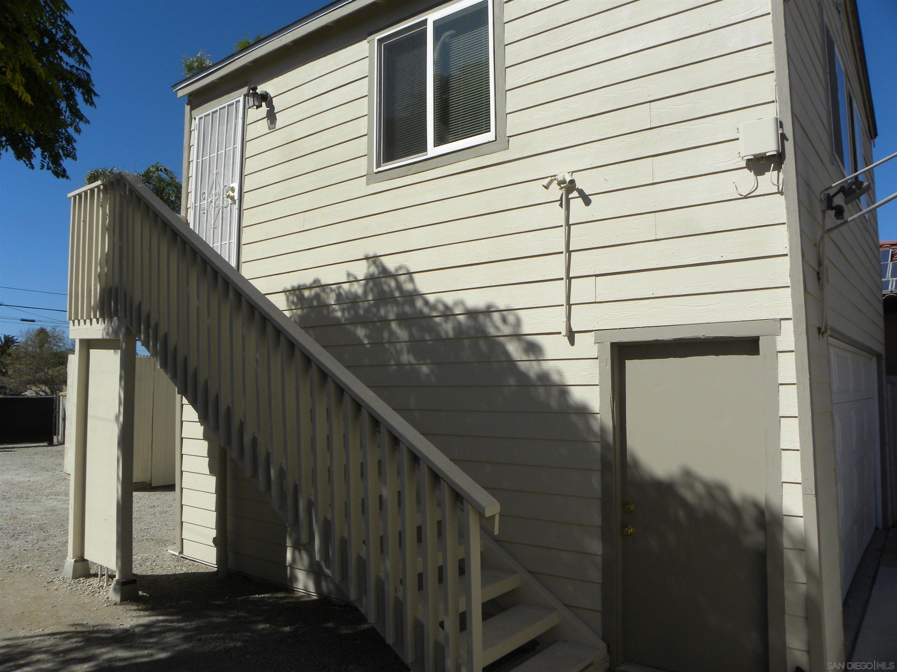 Detail Gallery Image 5 of 13 For 652 S Orange Ave, El Cajon,  CA 92020 - 3 Beds | 2 Baths