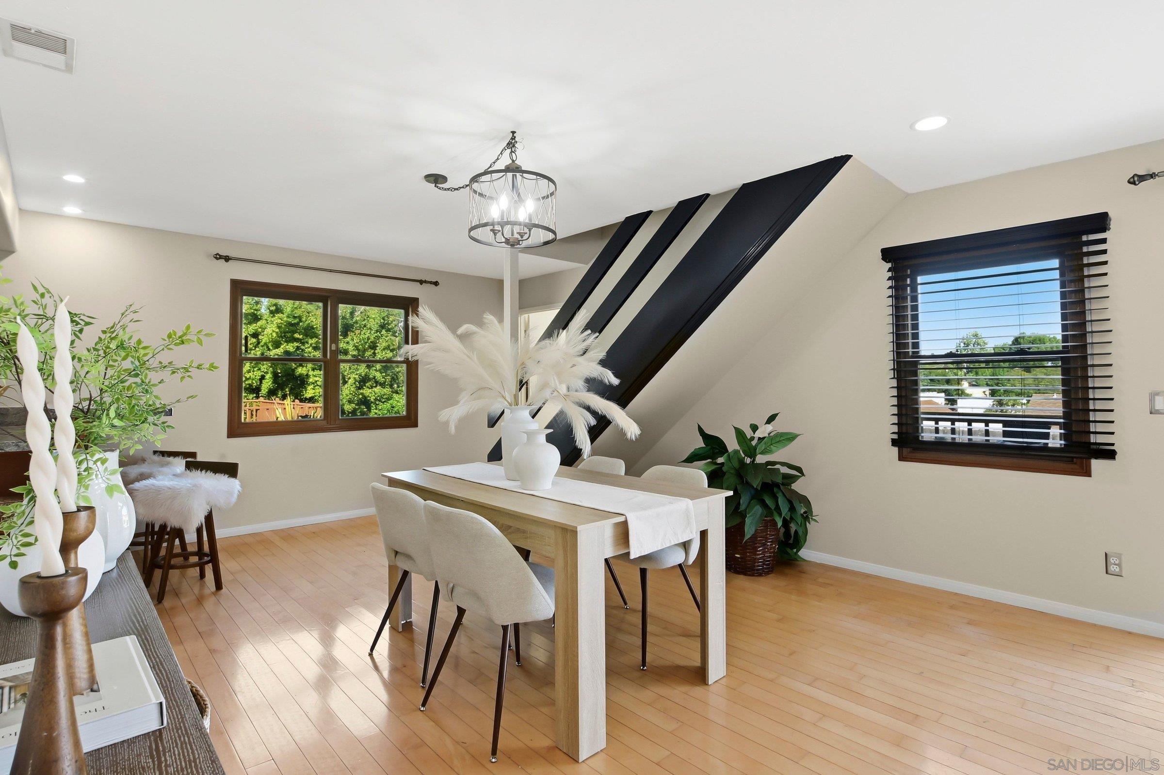 Detail Gallery Image 11 of 39 For 3625  Kite St, San Diego,  CA 92103 - 3 Beds | 2 Baths