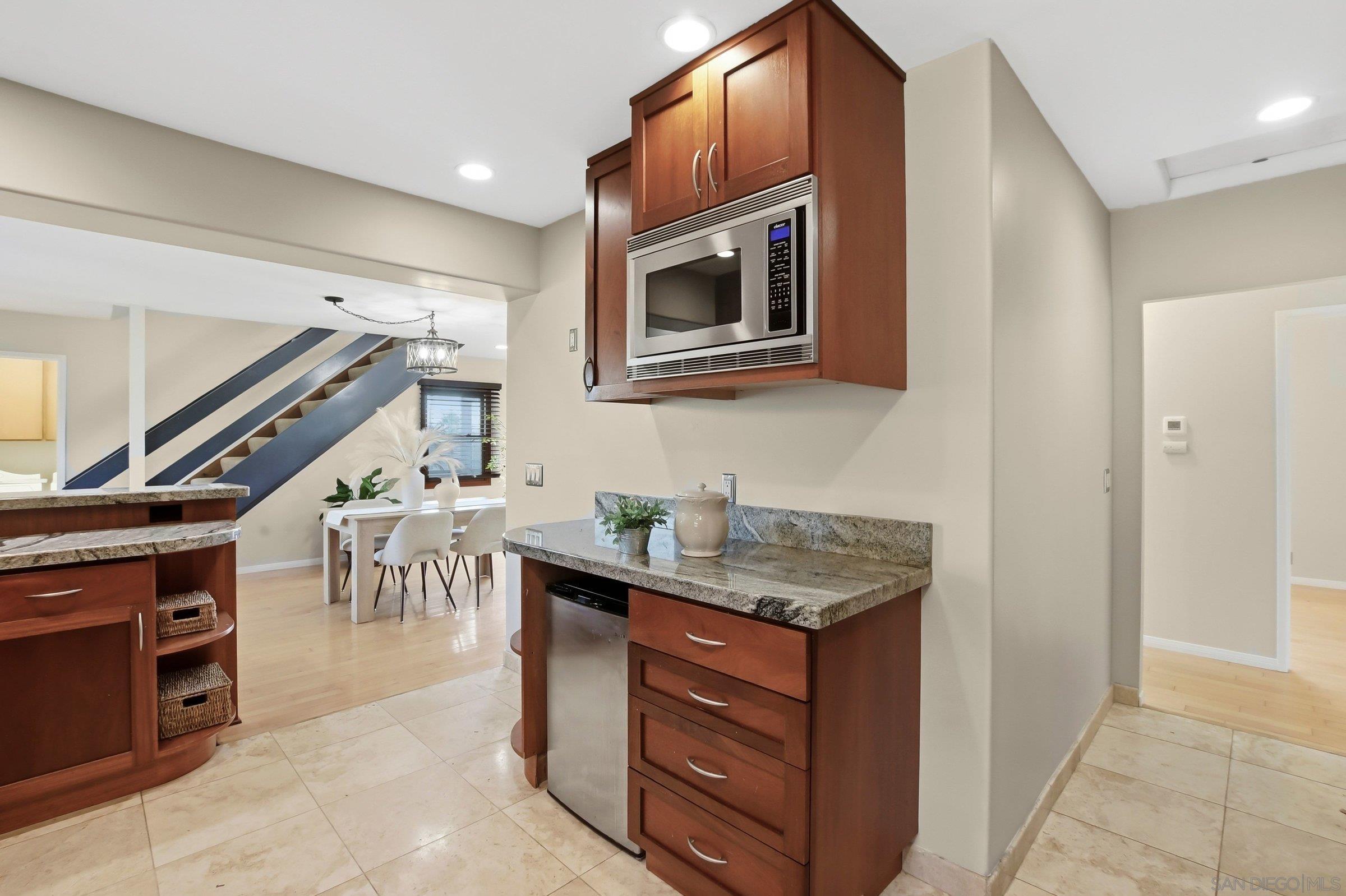 Detail Gallery Image 12 of 39 For 3625  Kite St, San Diego,  CA 92103 - 3 Beds | 2 Baths