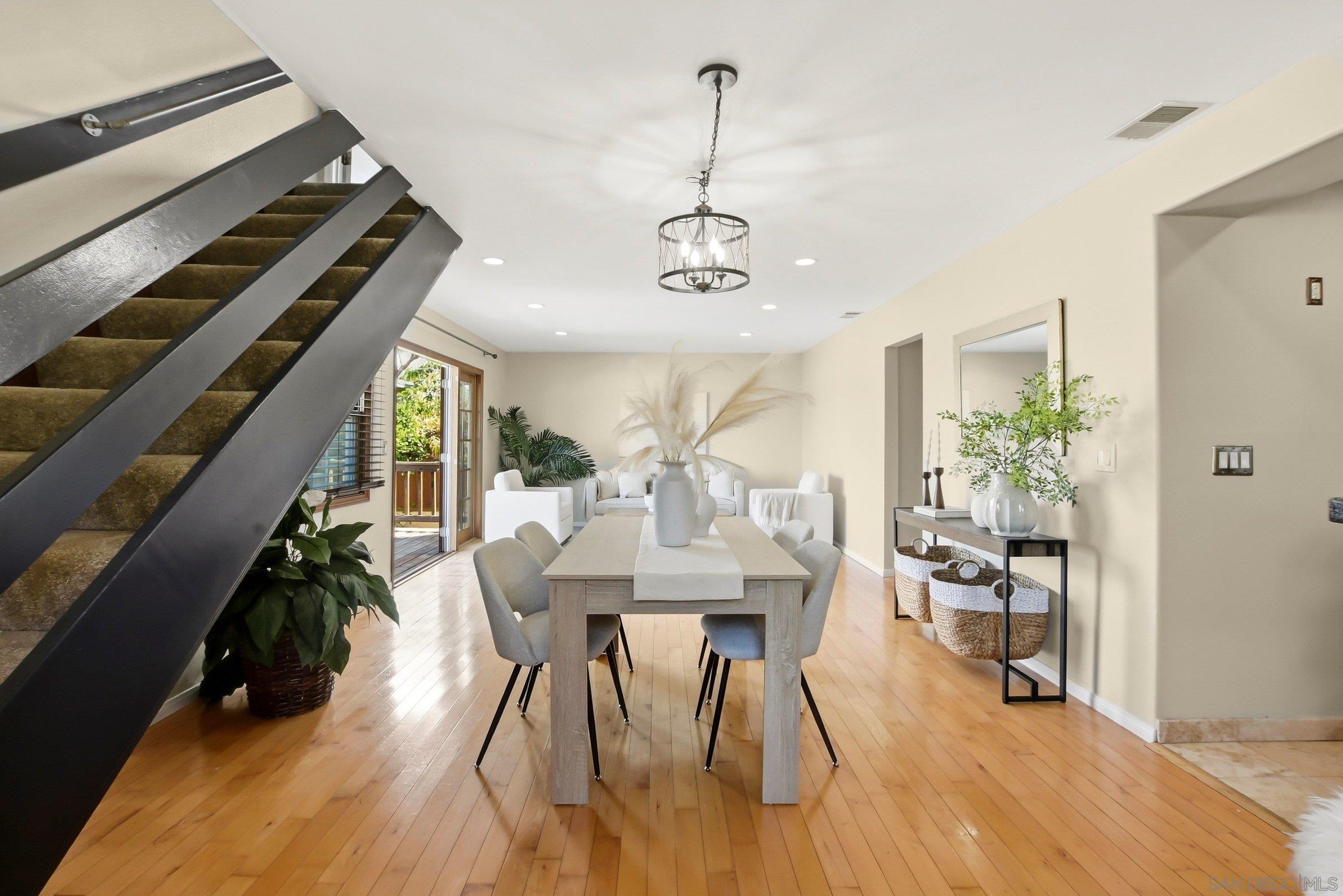 Detail Gallery Image 13 of 39 For 3625  Kite St, San Diego,  CA 92103 - 3 Beds | 2 Baths