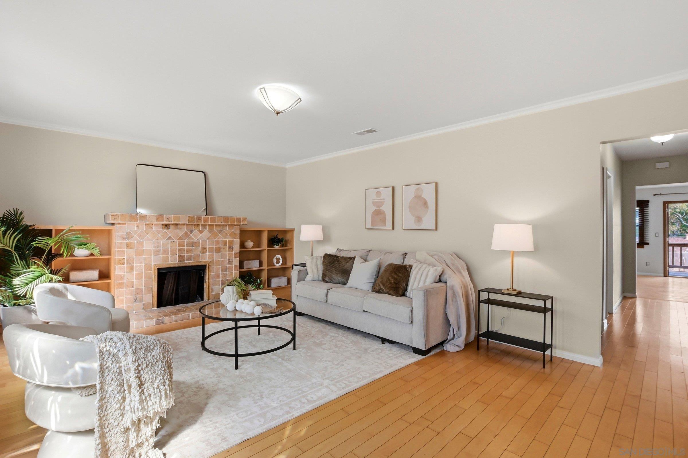 Detail Gallery Image 3 of 39 For 3625  Kite St, San Diego,  CA 92103 - 3 Beds | 2 Baths