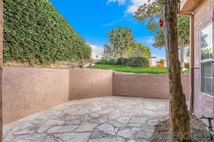 Detail Gallery Image 5 of 5 For 1652  Reed  #1,  San Diego,  CA 92109 - 3 Beds | 2 Baths