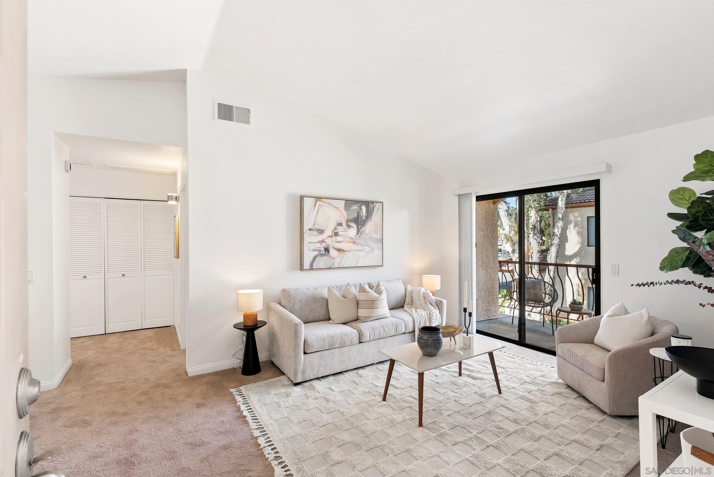 Detail Gallery Image 2 of 22 For 12190  Cuyamaca College Dr E  #1106,  El Cajon,  CA 92019 - 1 Beds | 1 Baths