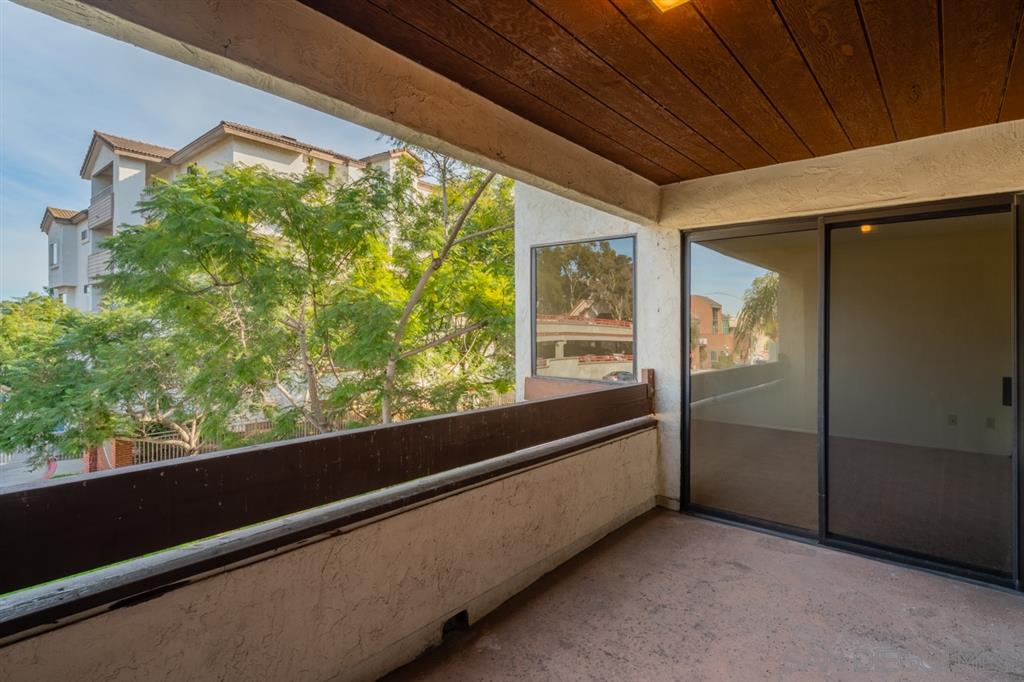 Detail Gallery Image 13 of 25 For 376  Center St  #220,  Chula Vista,  CA 91910 - 2 Beds | 2 Baths