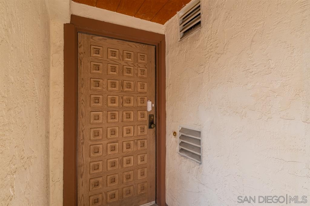Detail Gallery Image 4 of 25 For 376  Center St  #220,  Chula Vista,  CA 91910 - 2 Beds | 2 Baths