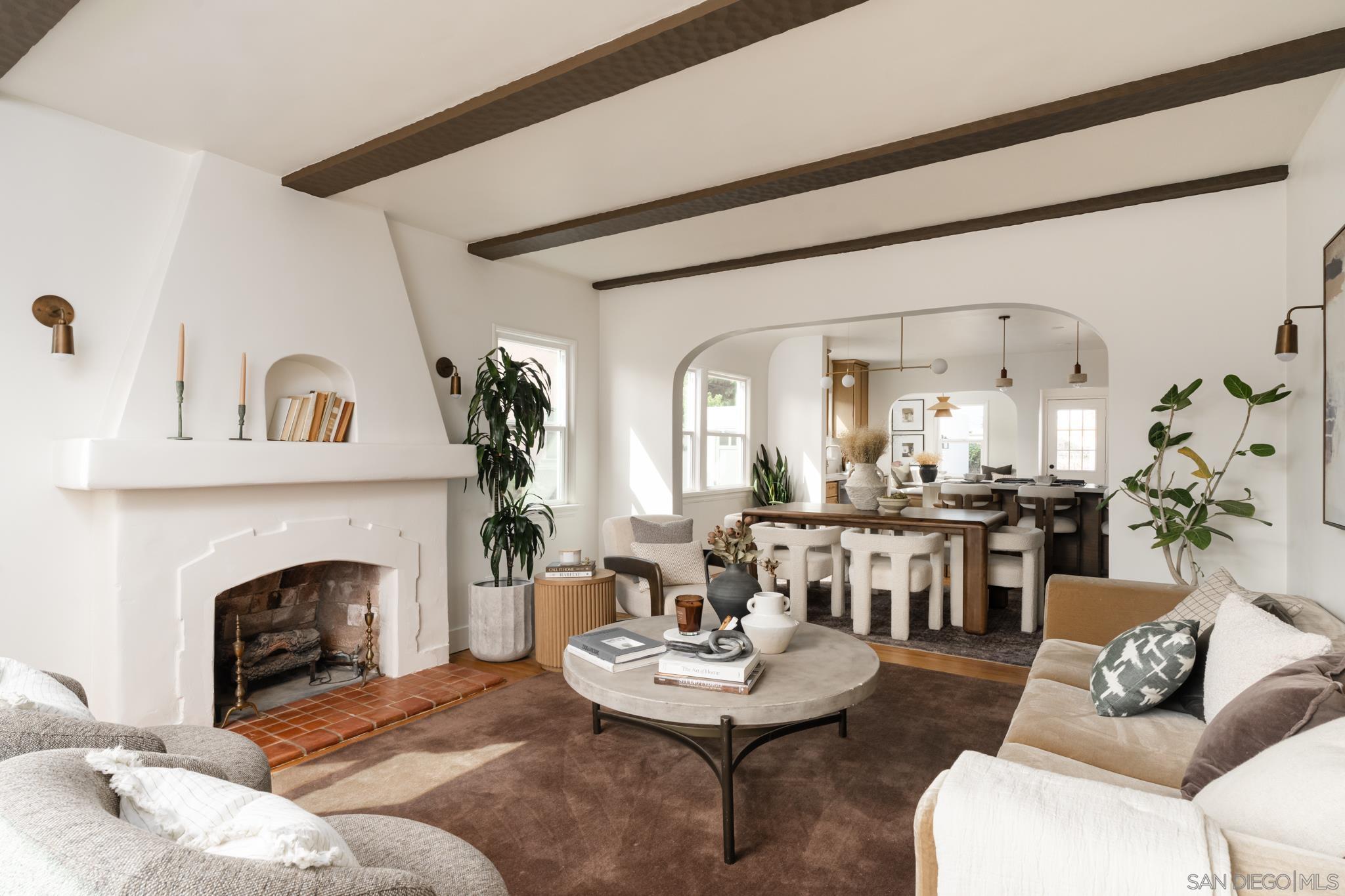 Detail Gallery Image 3 of 38 For 4448  Felton St, San Diego,  CA 92116 - 3 Beds | 2 Baths