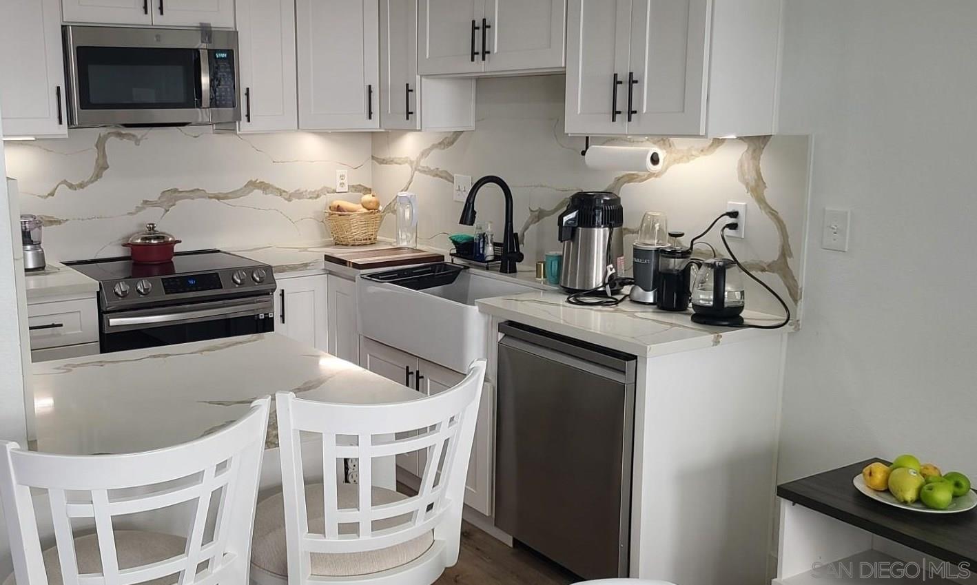 Detail Gallery Image 18 of 19 For 546  via De La Valle  F, Solana Beach,  CA 92075 - 1 Beds | 1 Baths