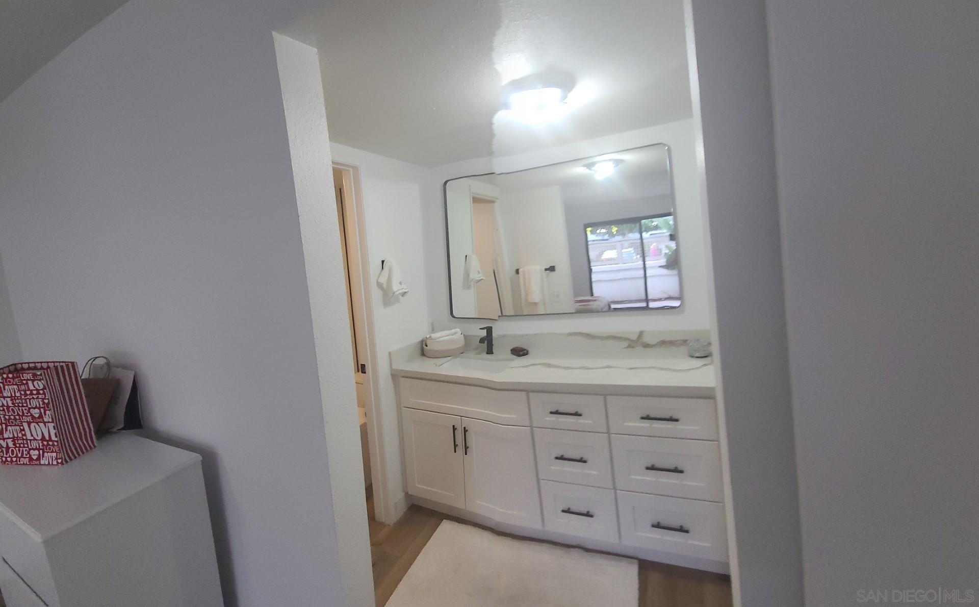 Detail Gallery Image 7 of 19 For 546  via De La Valle  F, Solana Beach,  CA 92075 - 1 Beds | 1 Baths