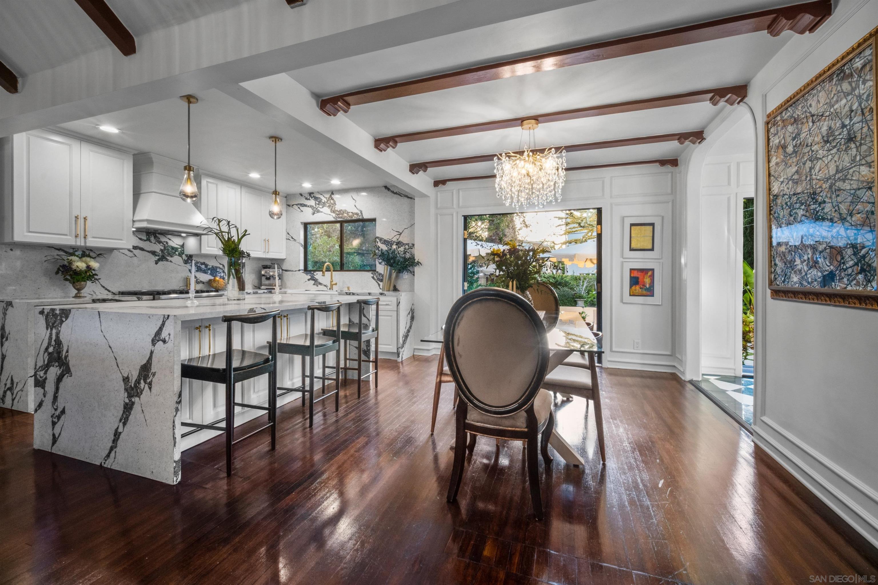 Detail Gallery Image 13 of 47 For 340  B Ave, Coronado,  CA 92118 - 4 Beds | 3 Baths