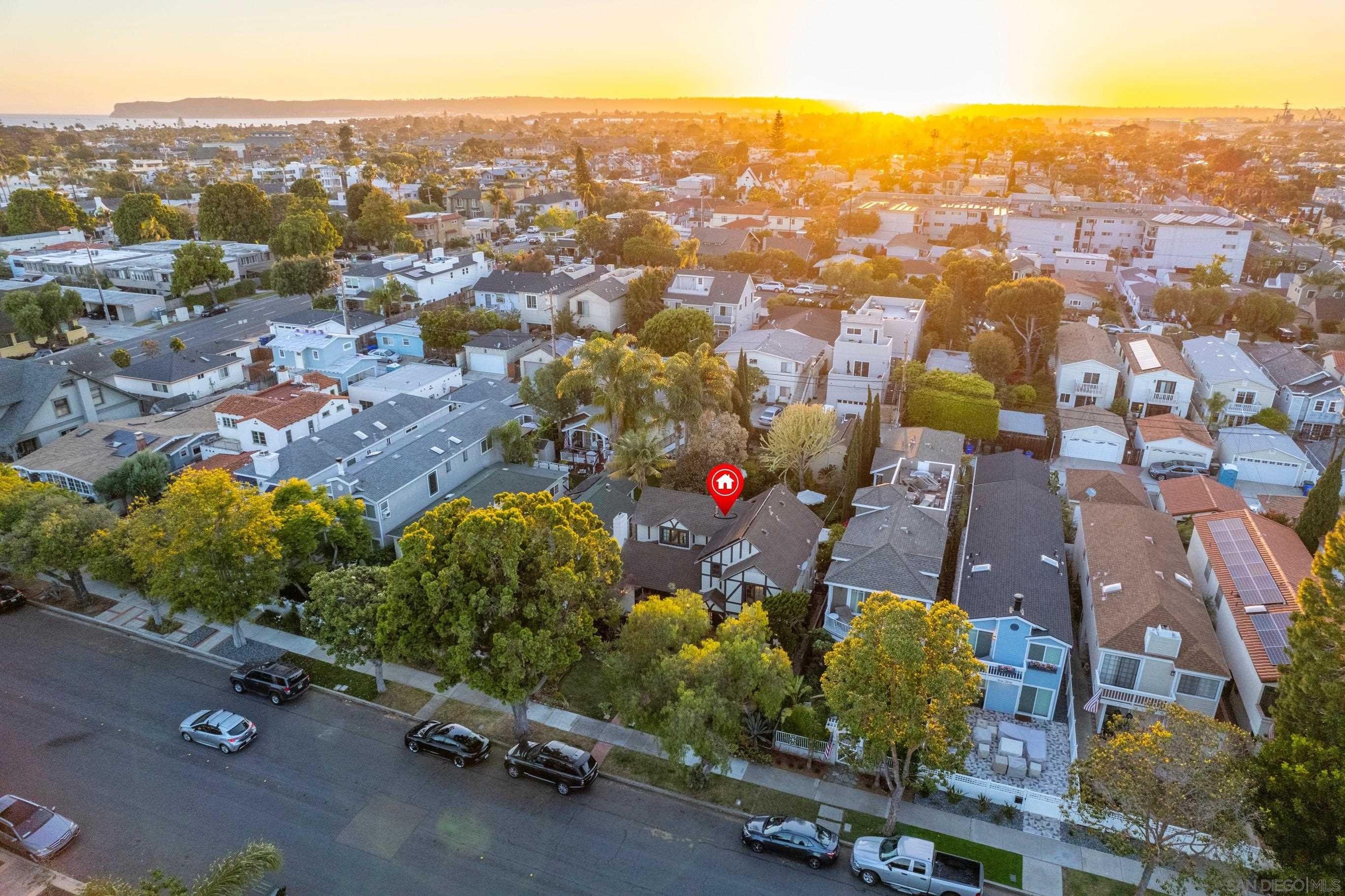 Detail Gallery Image 45 of 47 For 340  B Ave, Coronado,  CA 92118 - 4 Beds | 3 Baths