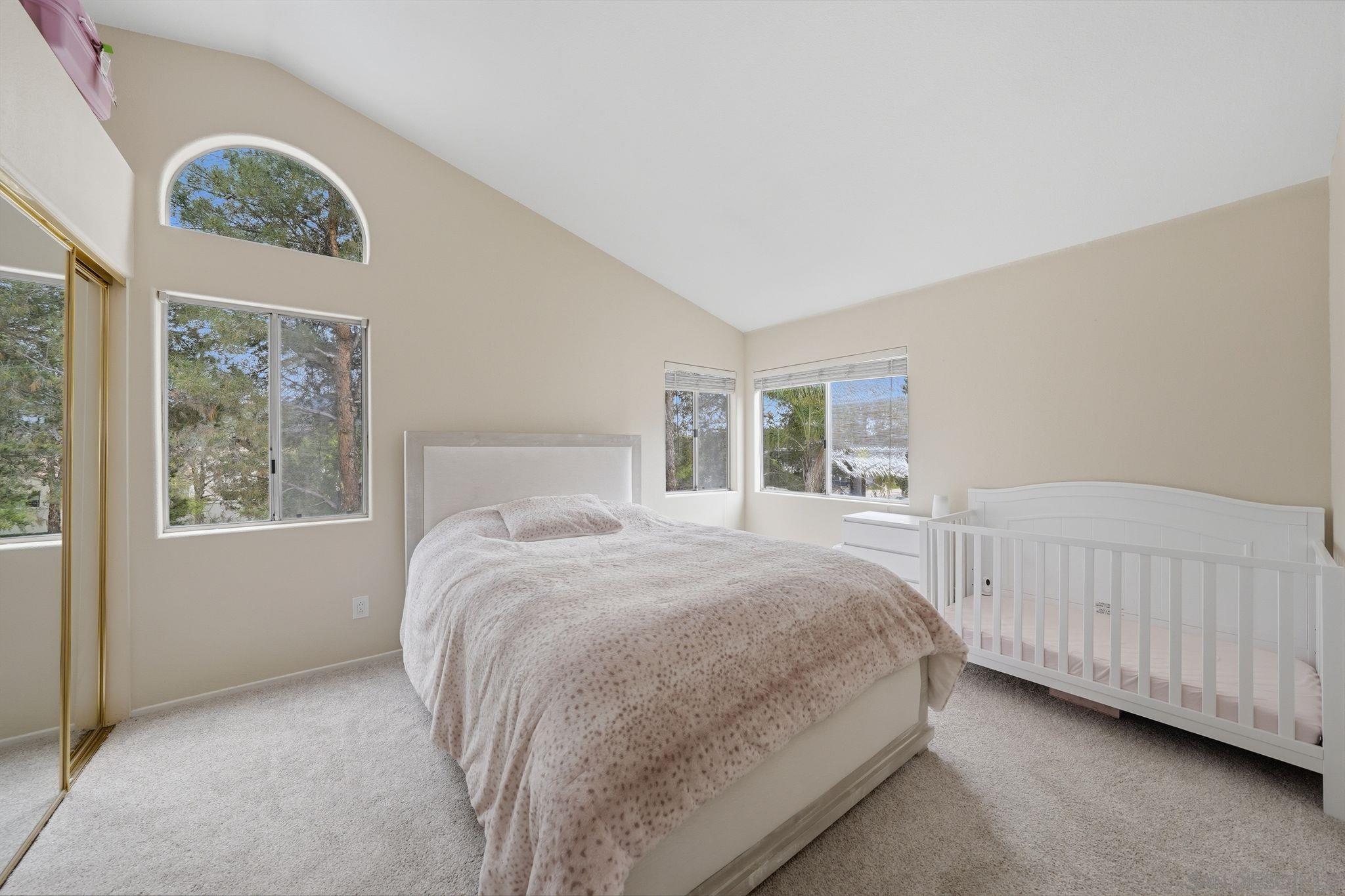 Detail Gallery Image 15 of 31 For 12233  via Hacienda, El Cajon,  CA 92019 - 4 Beds | 2/1 Baths