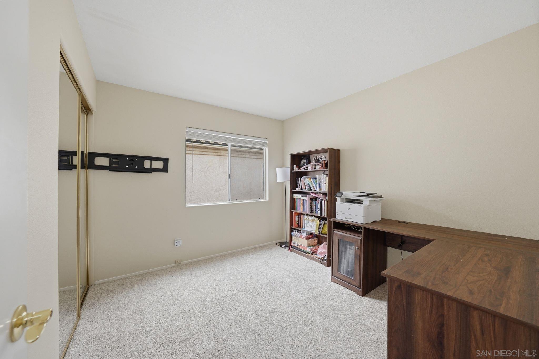 Detail Gallery Image 20 of 31 For 12233  via Hacienda, El Cajon,  CA 92019 - 4 Beds | 2/1 Baths