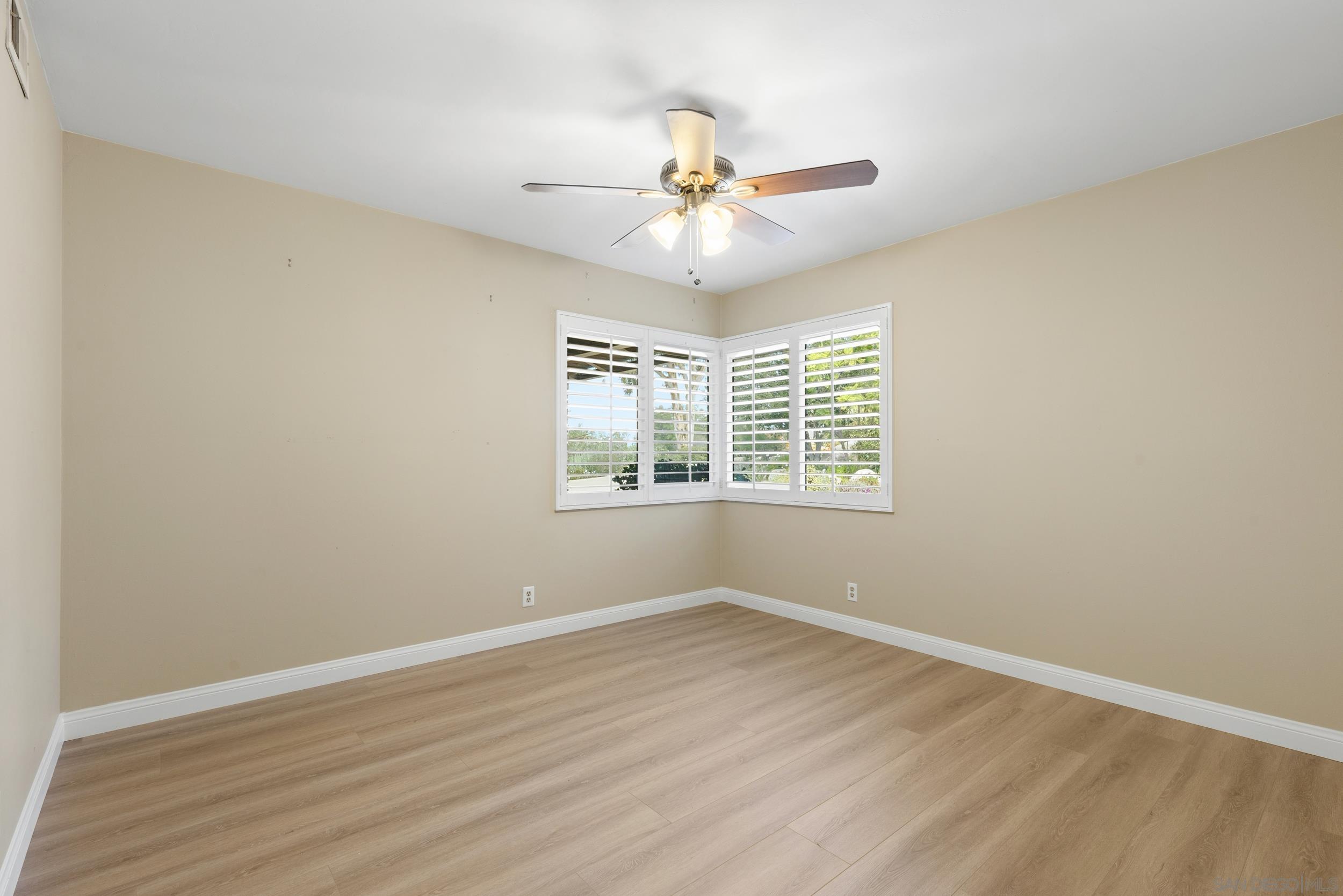 Detail Gallery Image 17 of 31 For 13941  Sagewood Dr, Poway,  CA 92064 - 4 Beds | 2 Baths